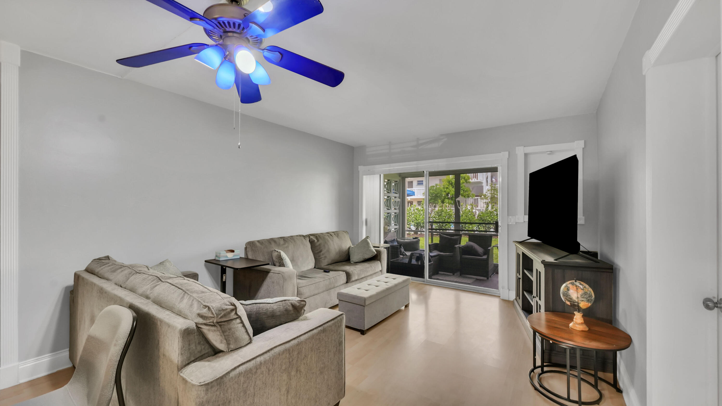 LAKESHORE LODGE CO-OP - Residential