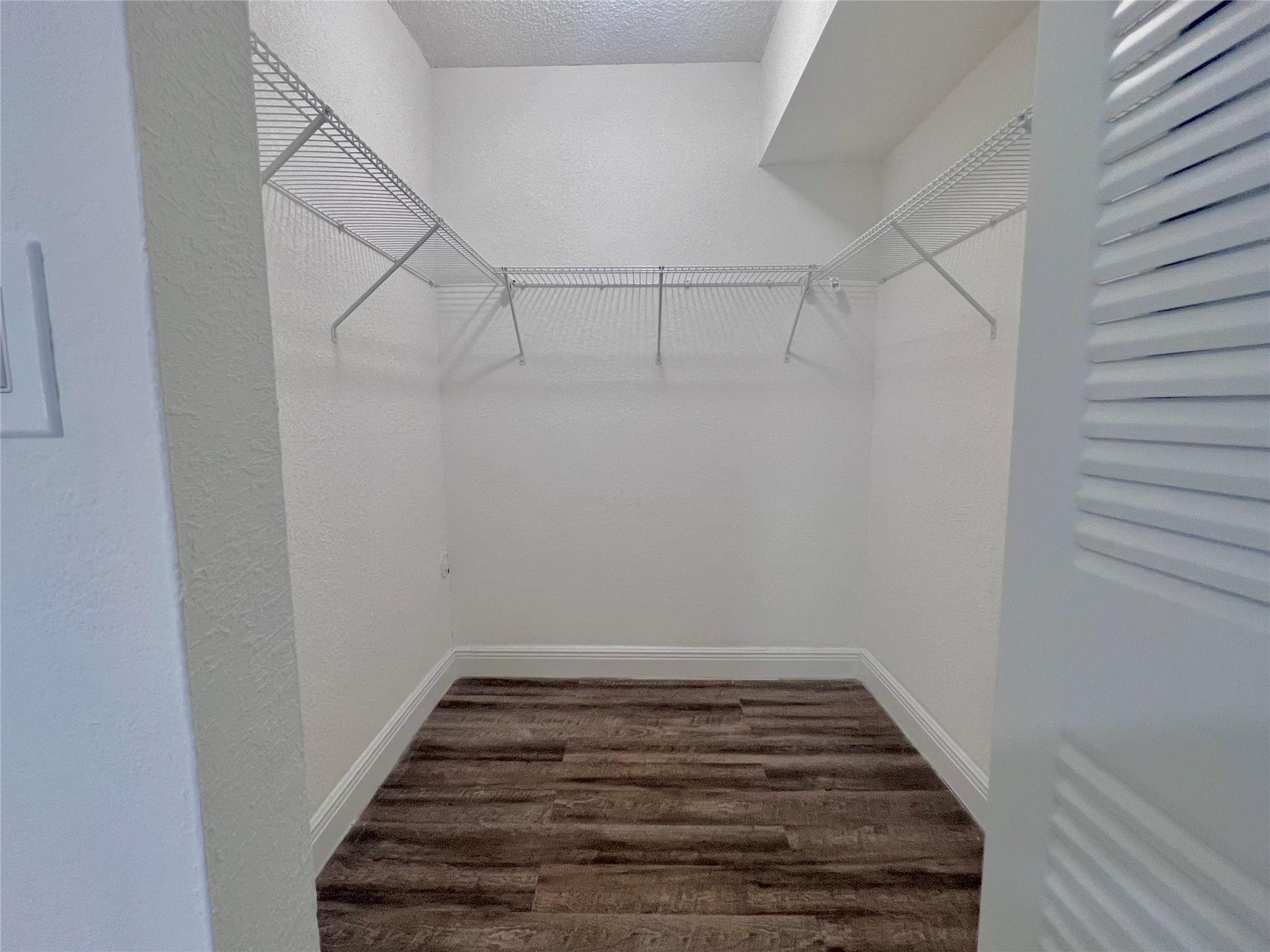 2500 Inverrary Club Apartments - Residential Lease