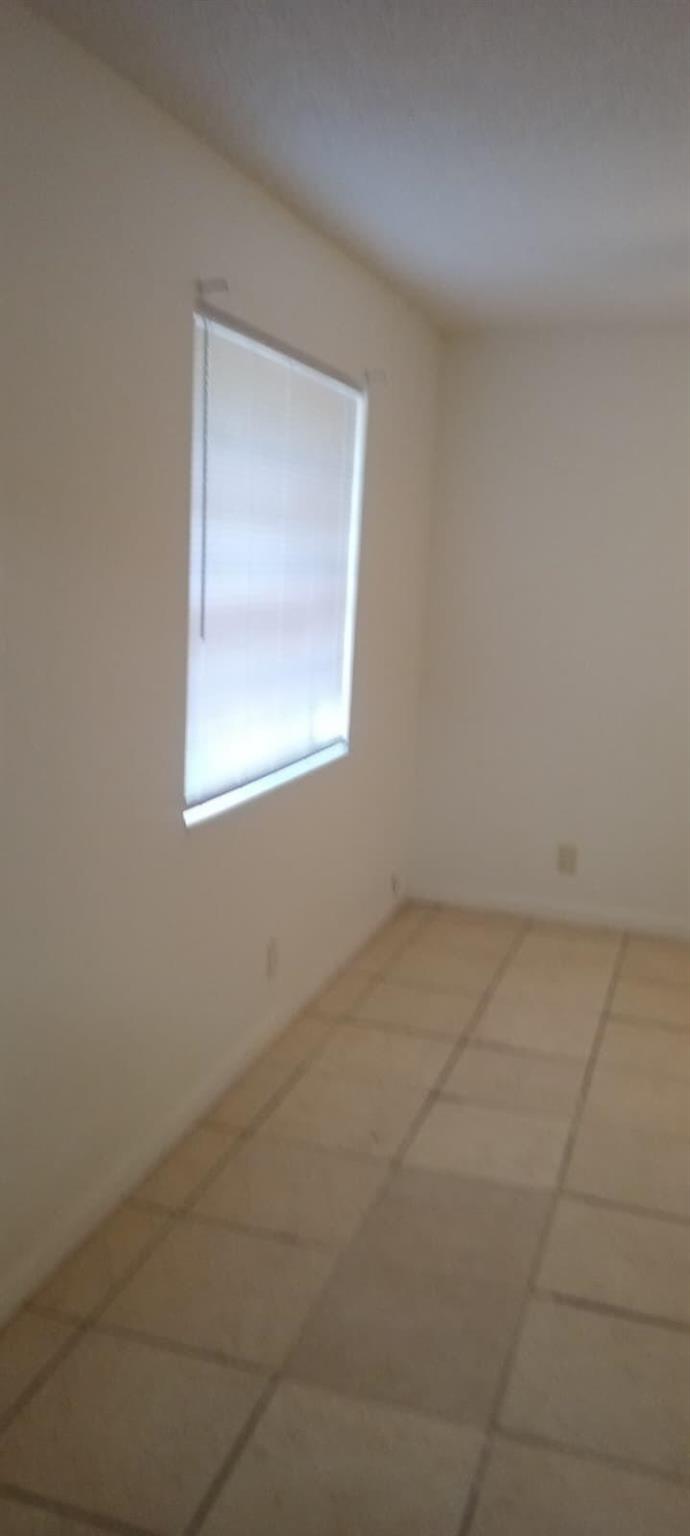 PALM BEACH VILLAS II - Residential