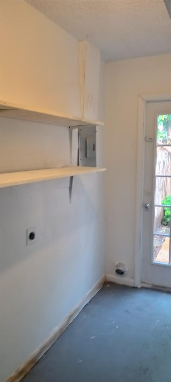 PALM BEACH VILLAS II - Residential