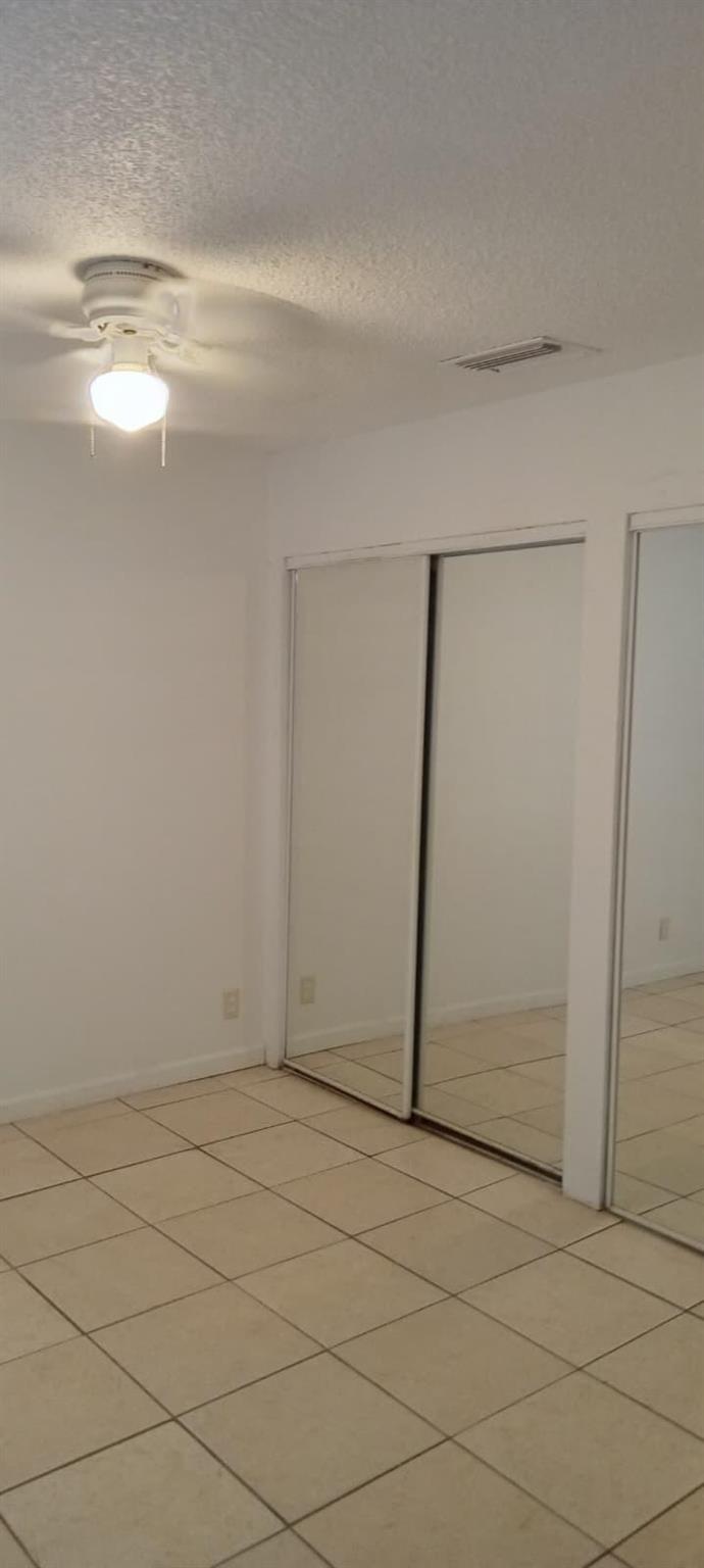 PALM BEACH VILLAS II - Residential