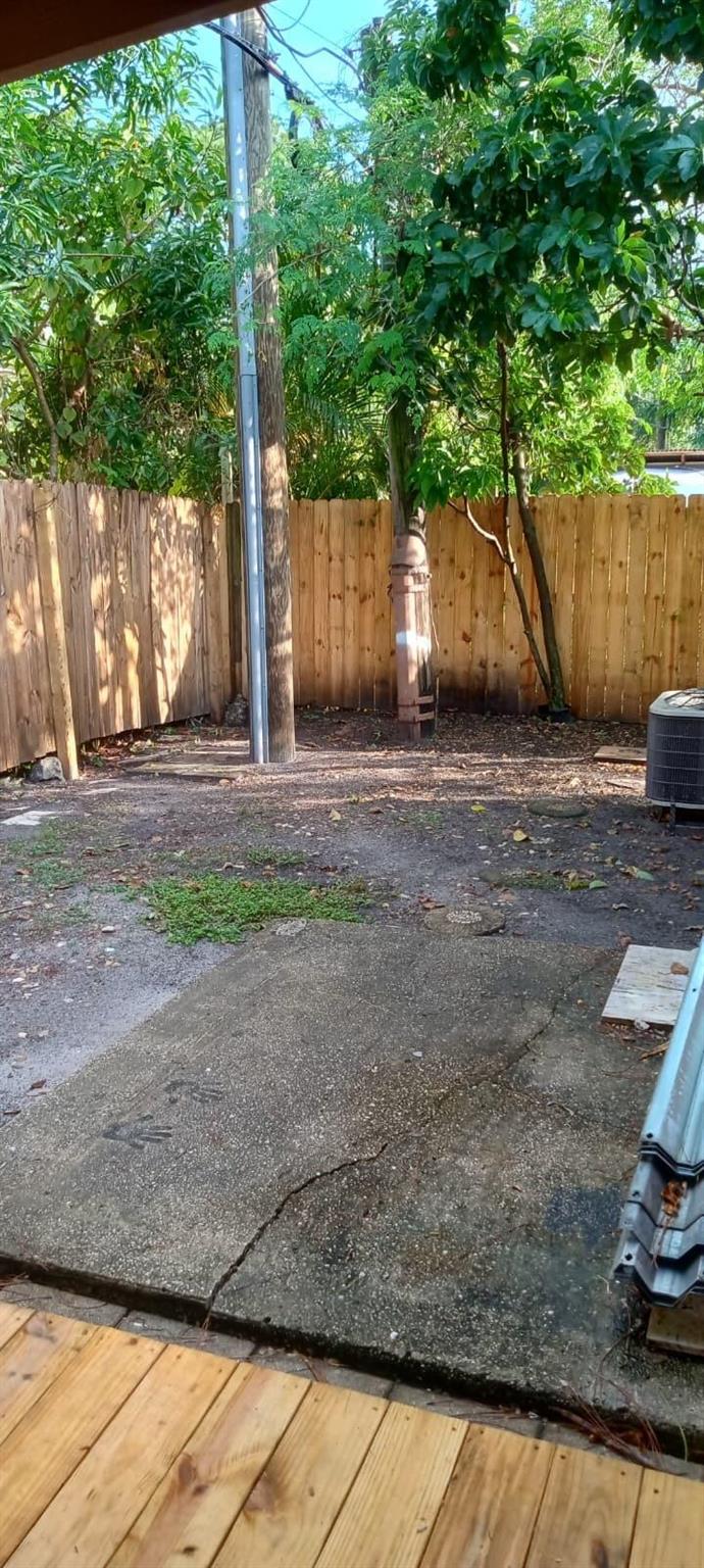 PALM BEACH VILLAS II - Residential