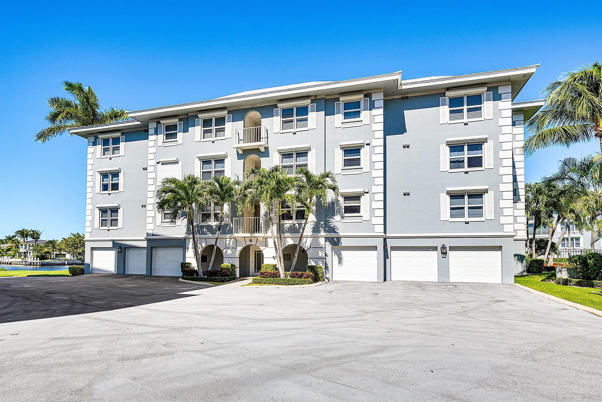 BERMUDA HIGH WEST - Residential