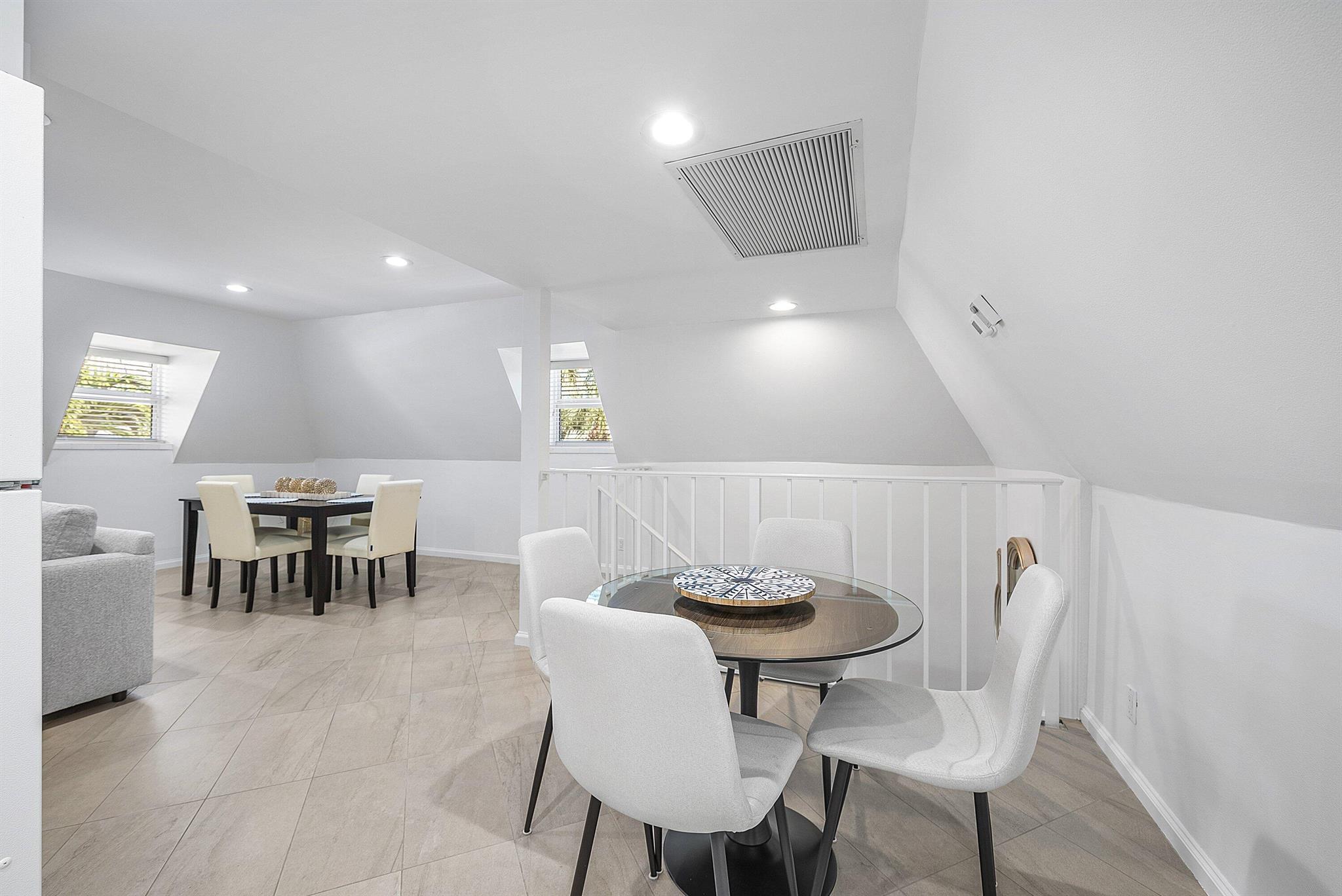 BERMUDA HIGH WEST - Residential