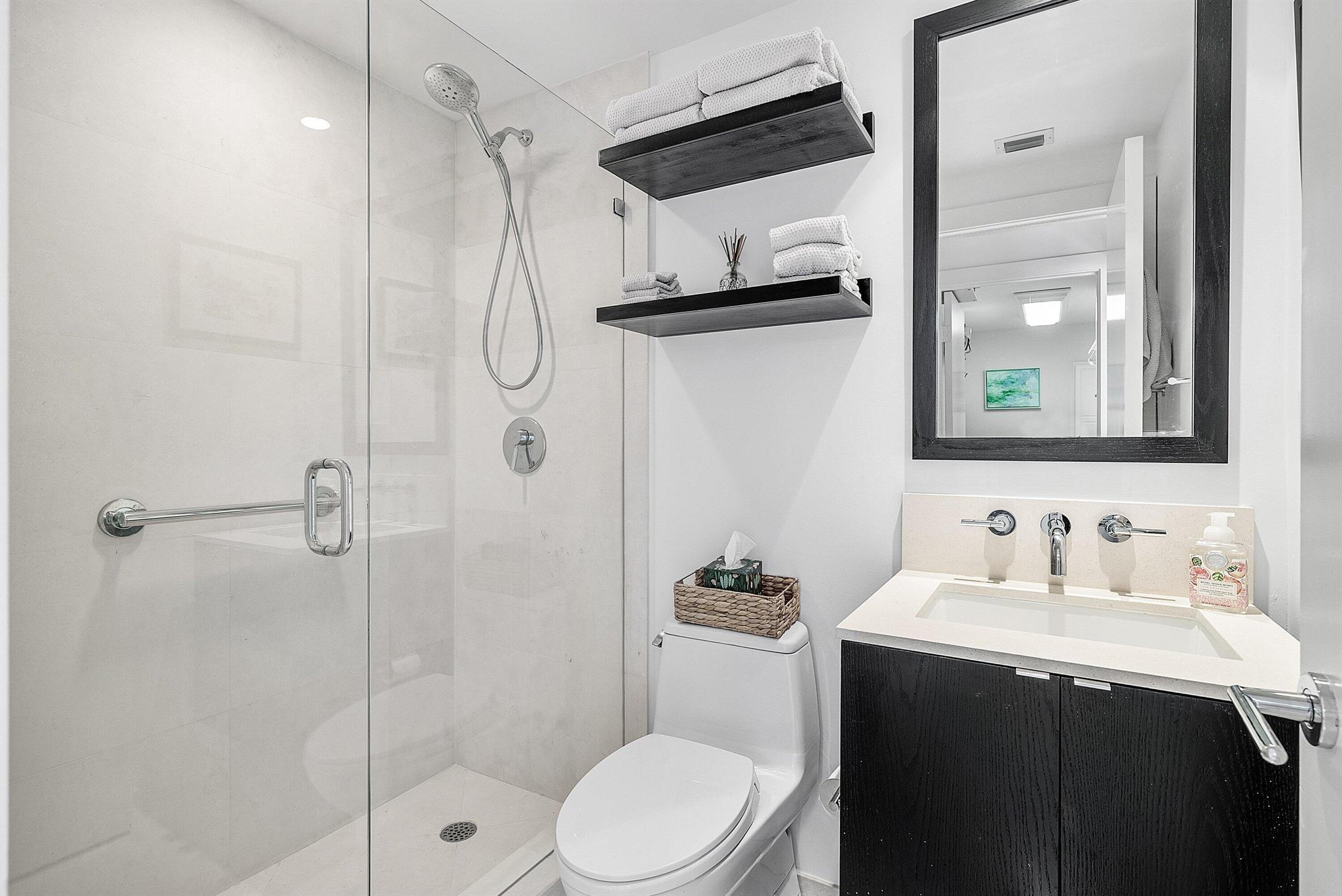 BERMUDA HIGH WEST - Residential