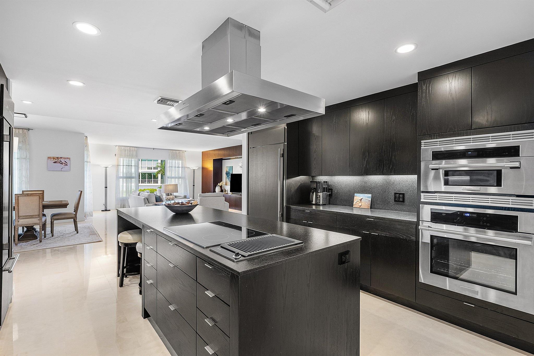 BERMUDA HIGH WEST - Residential