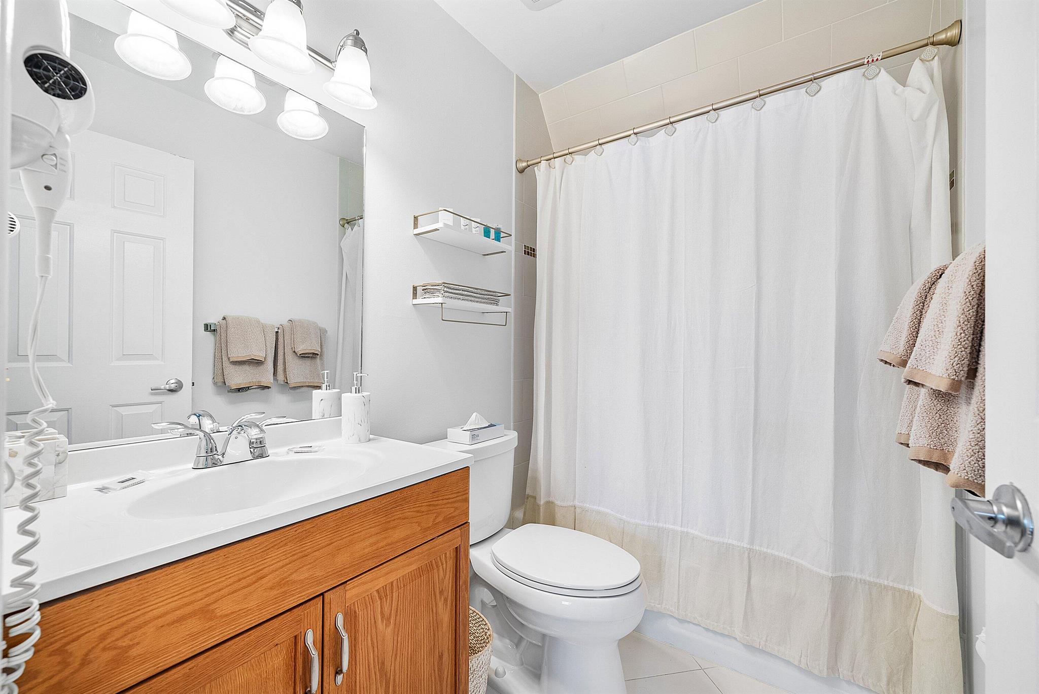 BERMUDA HIGH WEST - Residential