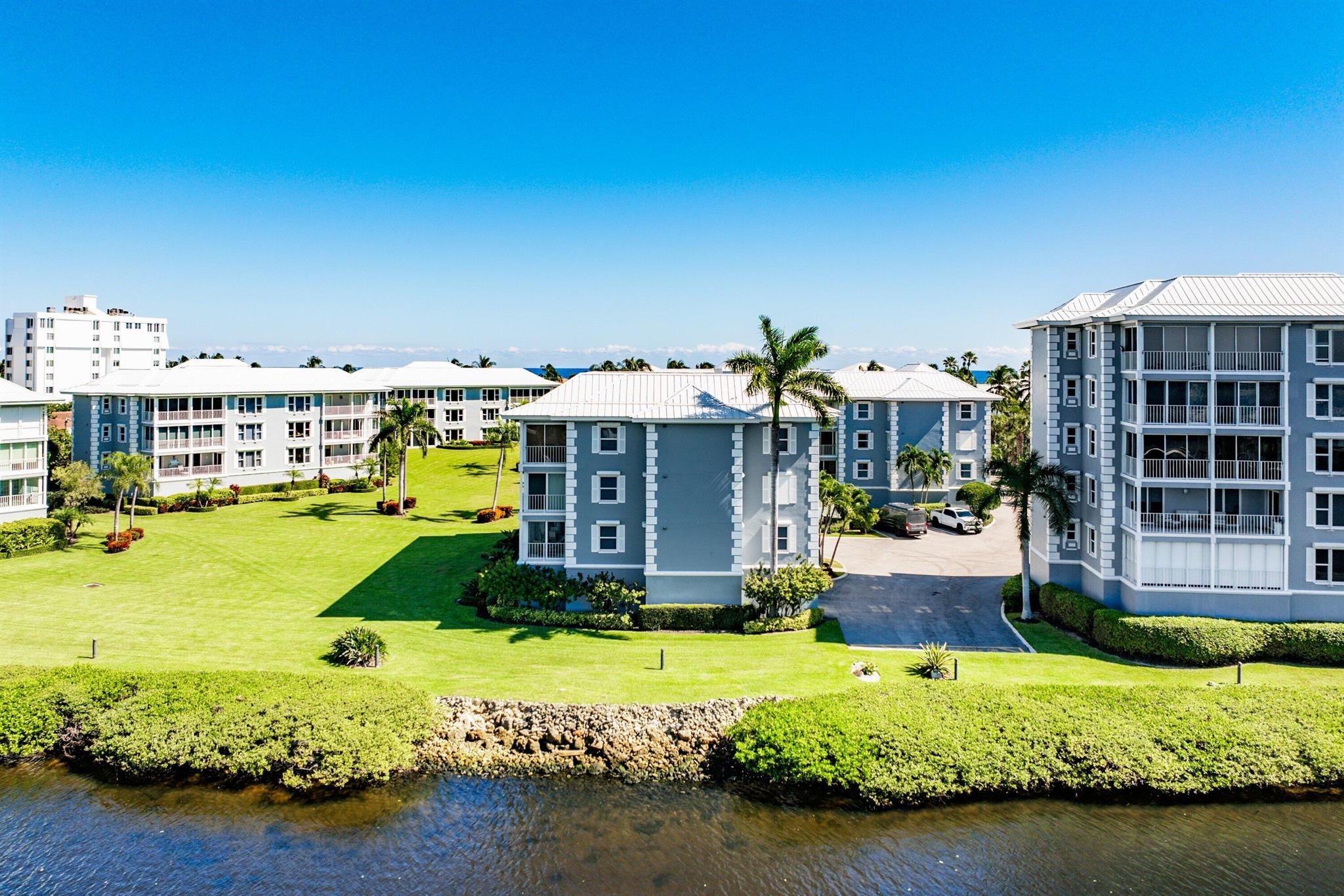 BERMUDA HIGH WEST - Residential