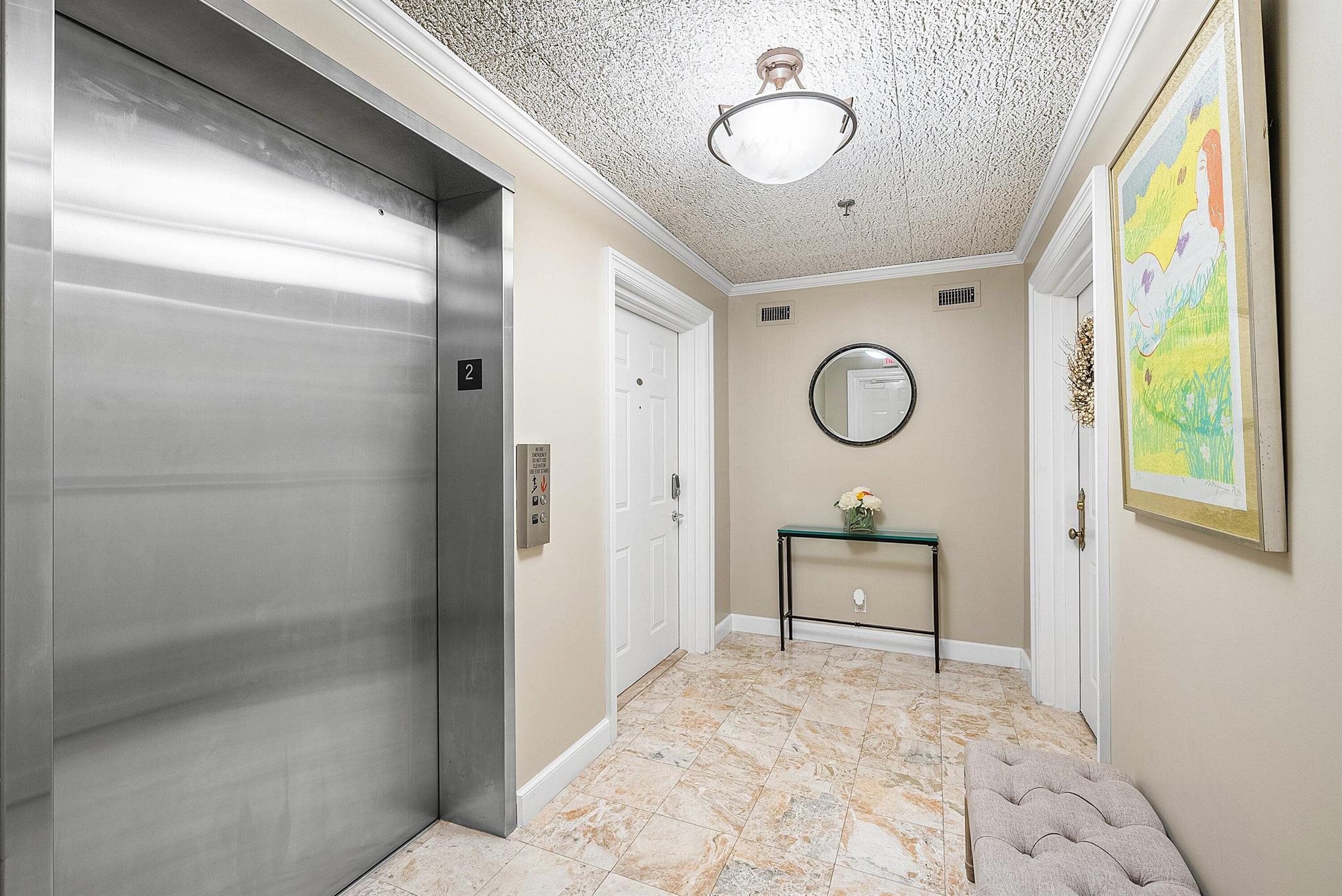 BERMUDA HIGH WEST - Residential