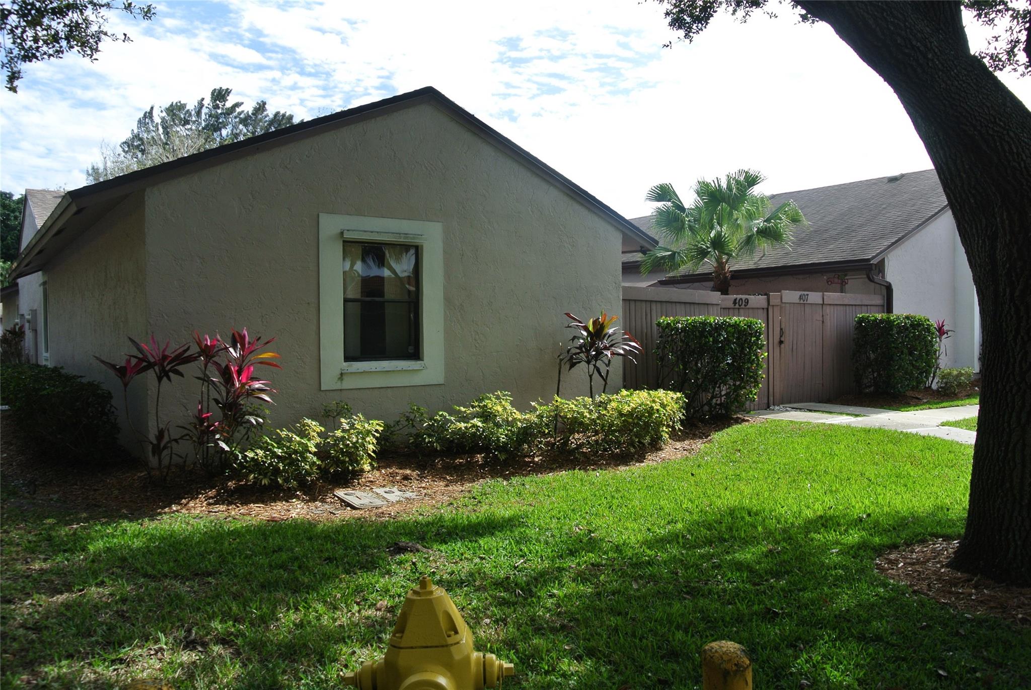 Courtyards of Plantation - Residential