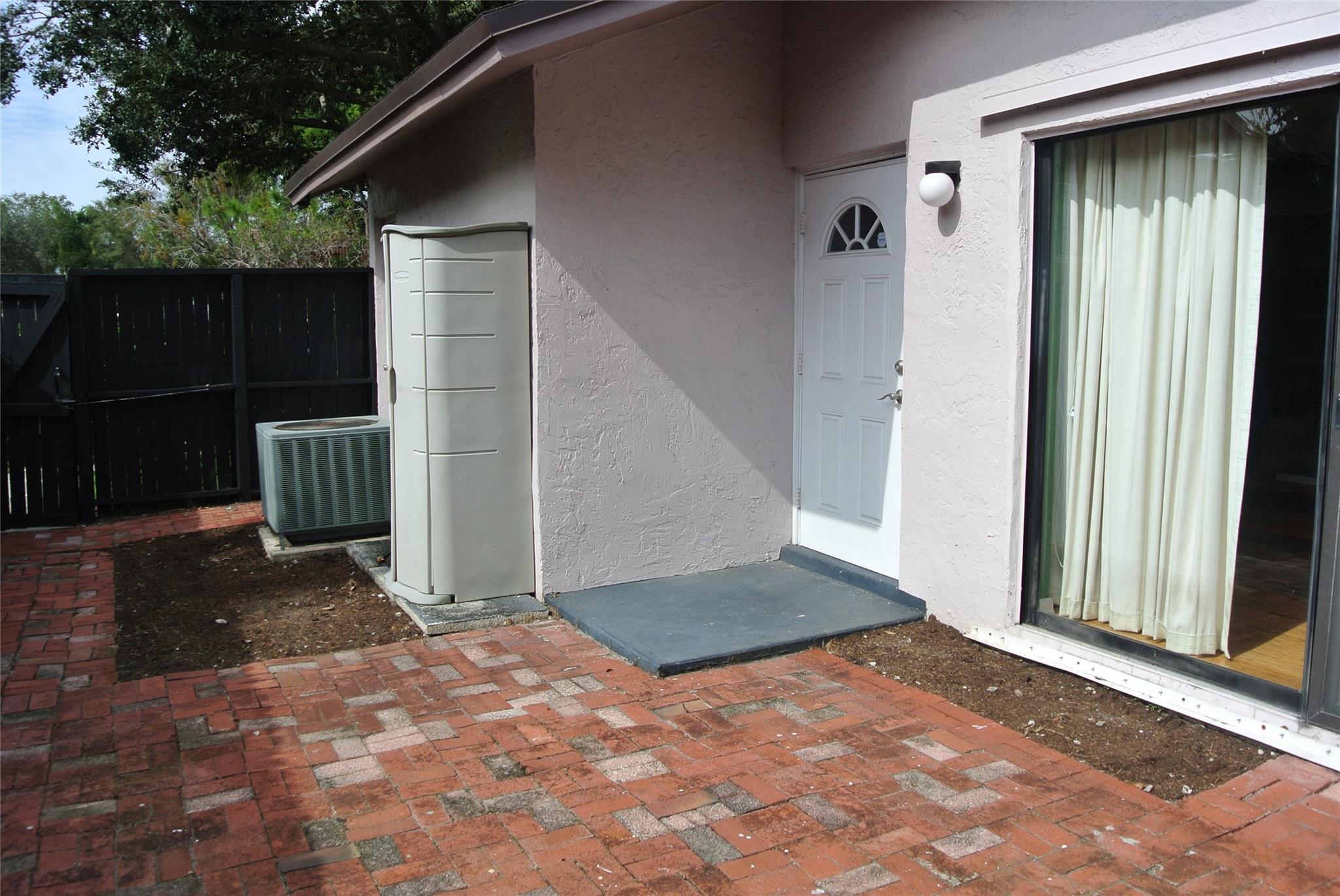 Courtyards of Plantation - Residential