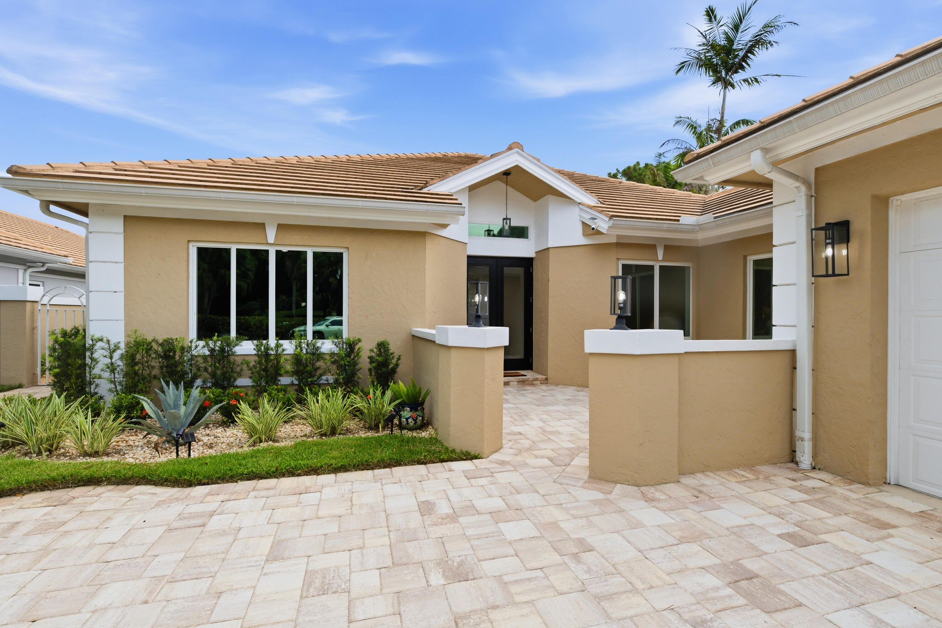2376 SW Longwood Drive