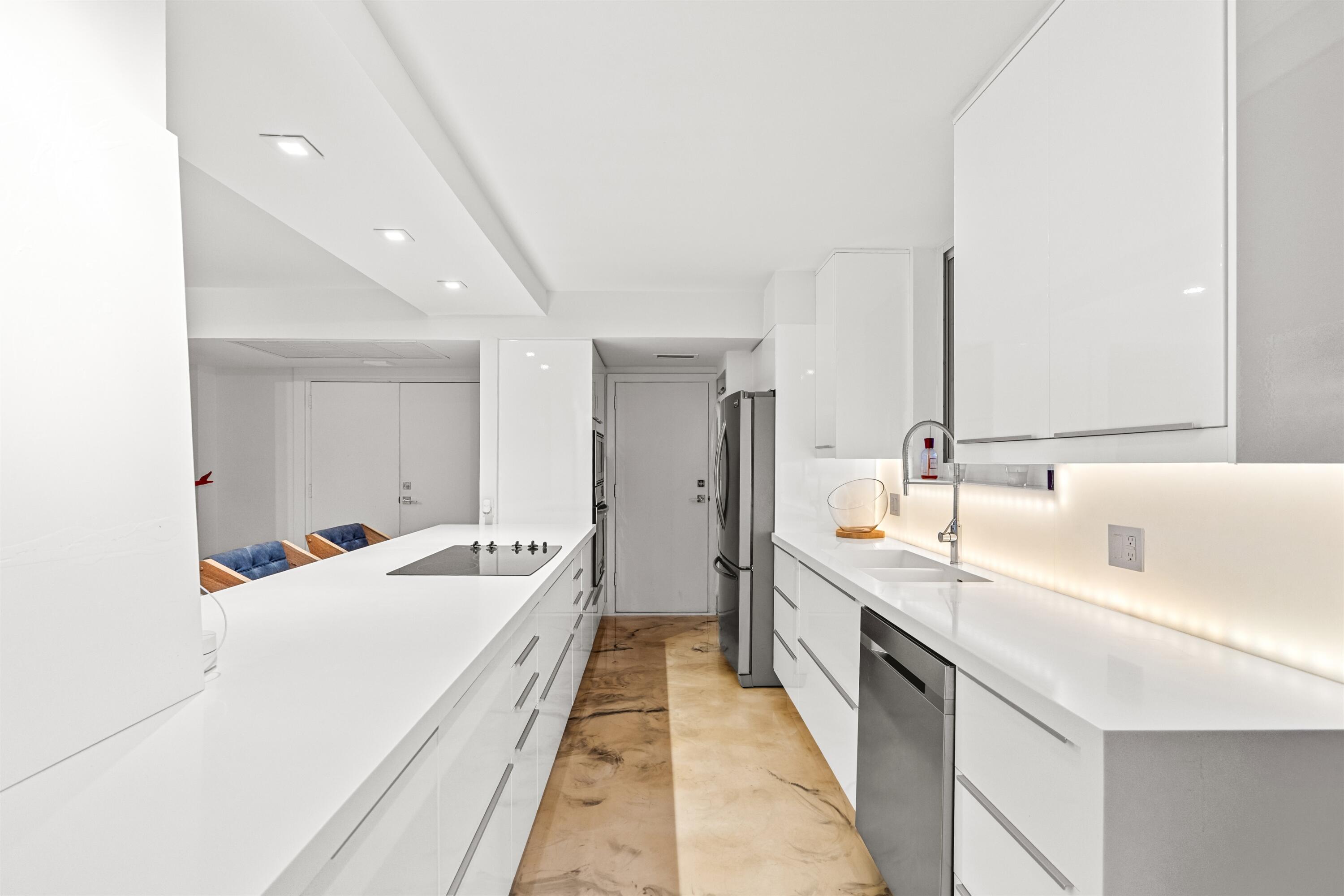 2000 S Ocean Boulevard 505