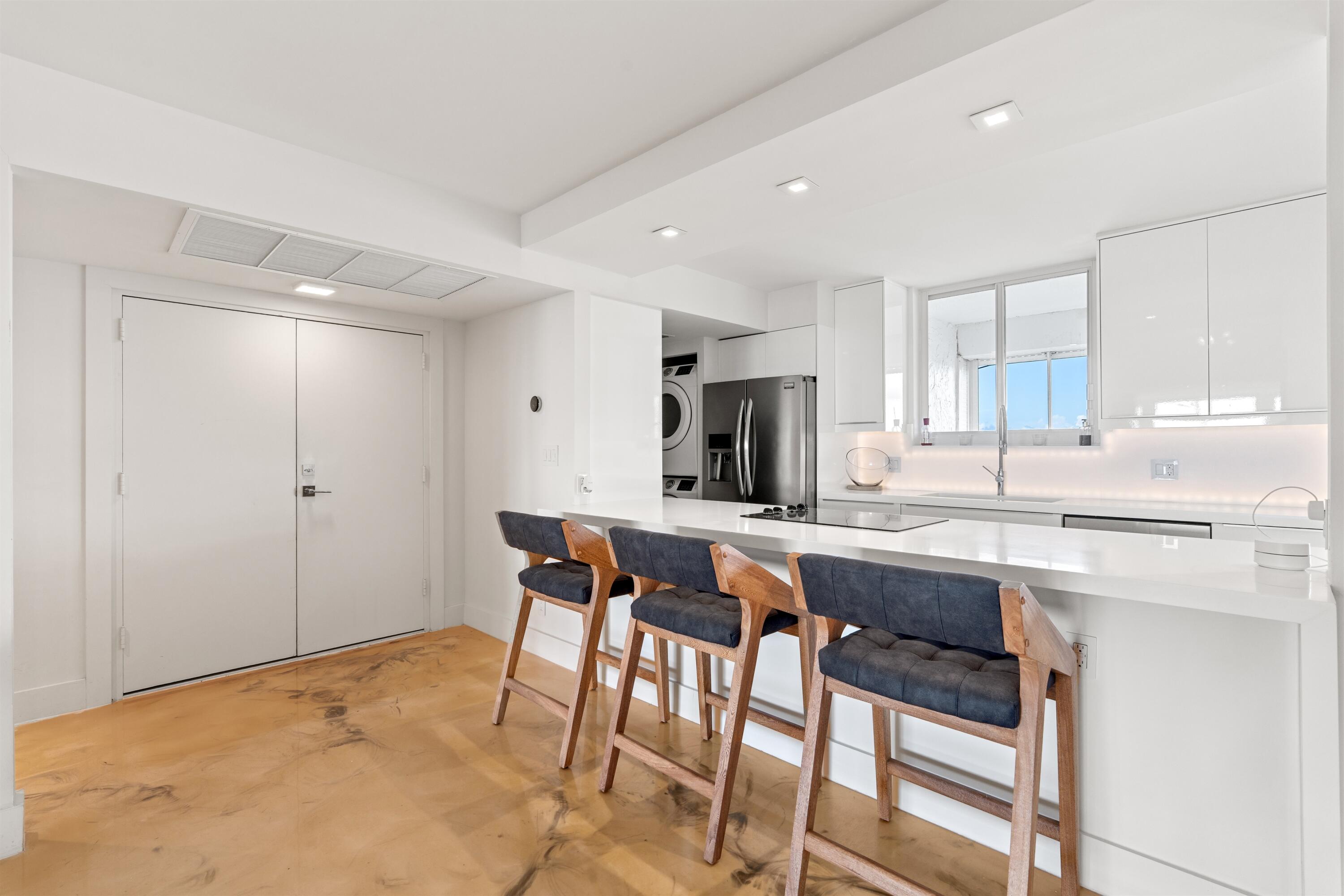 2000 S Ocean Boulevard 505