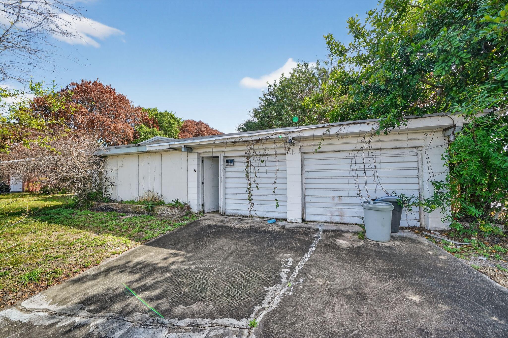 Orange Blossom Estates 1st Add - Residential