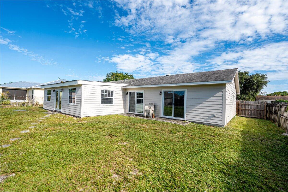 PORT ST LUCIE SECTION 10 - Residential