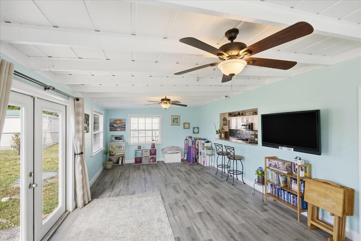 PORT ST LUCIE SECTION 10 - Residential