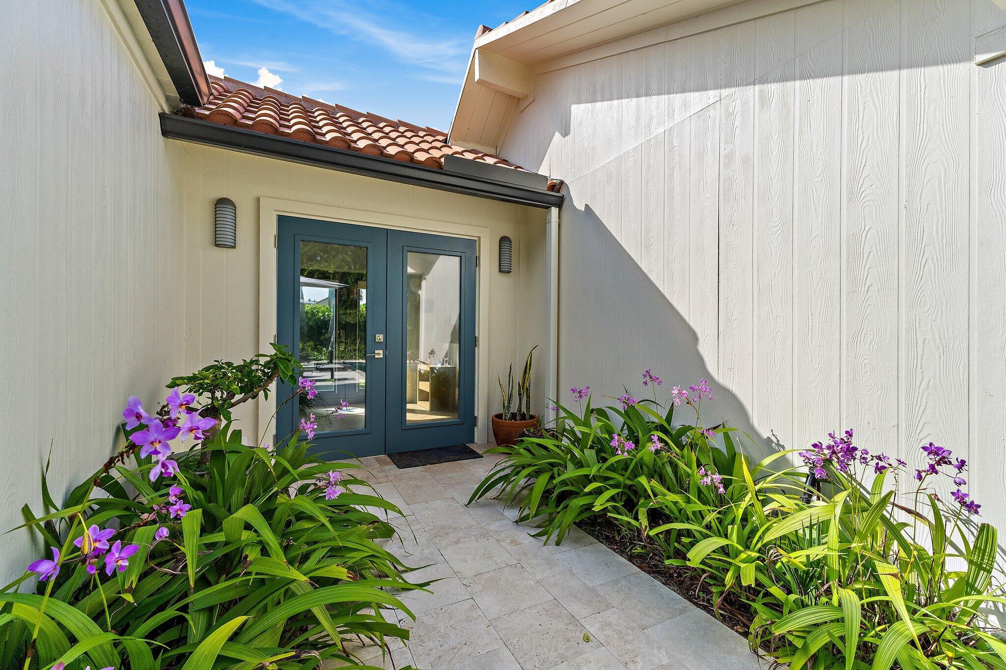 121 Bonefish Circle E