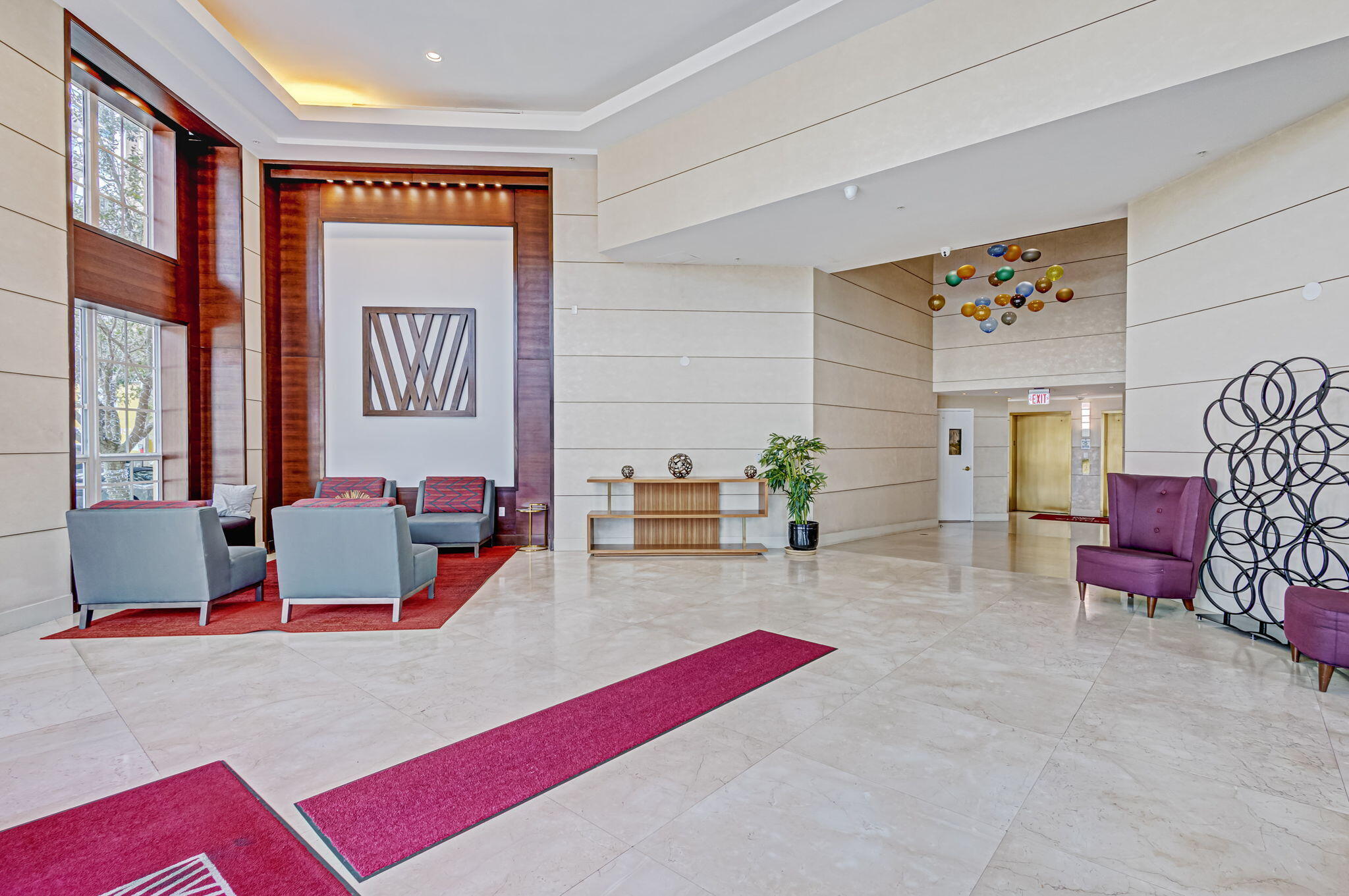 WHITNEY CONDO - Residential