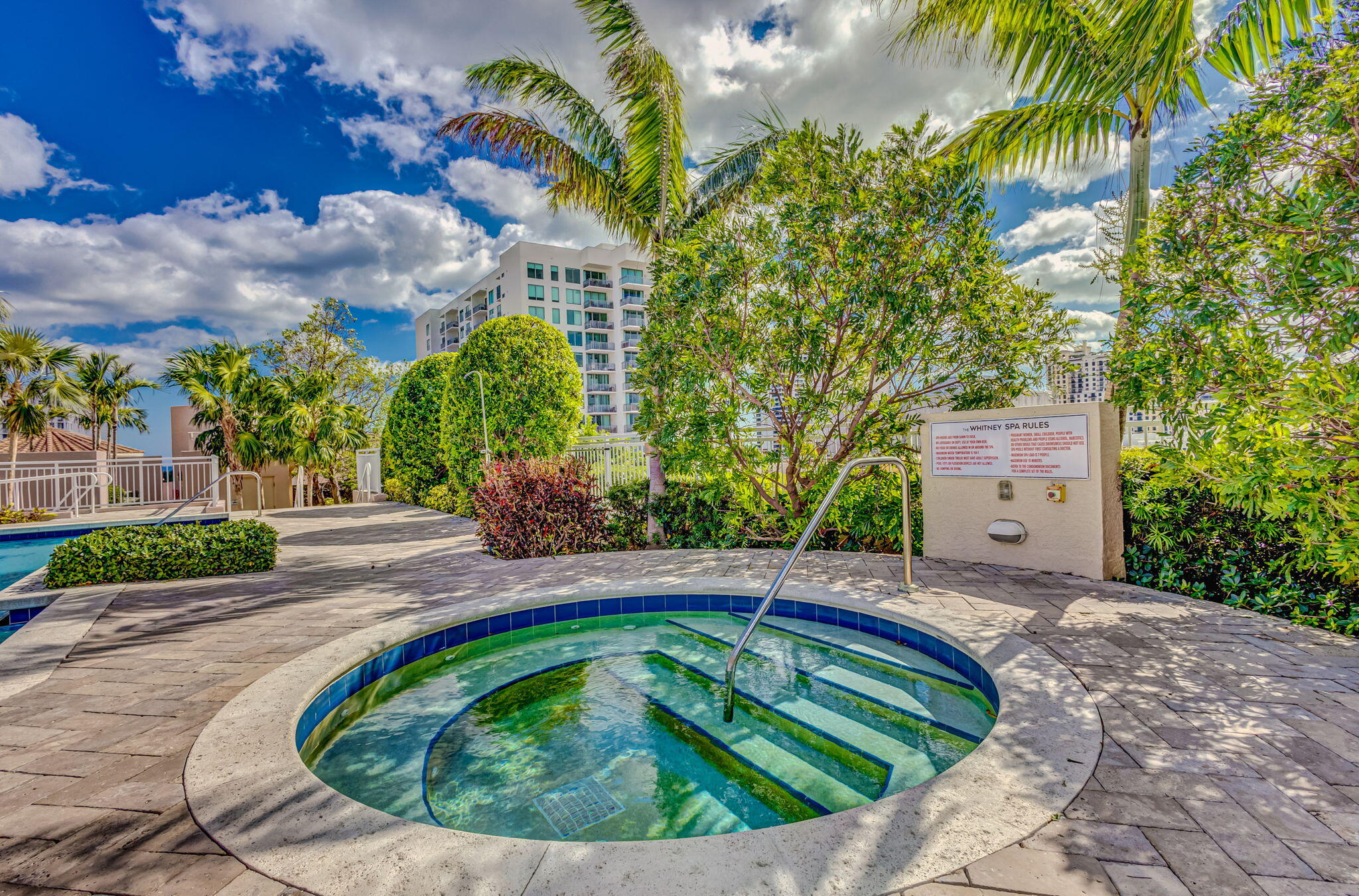 WHITNEY CONDO - Residential