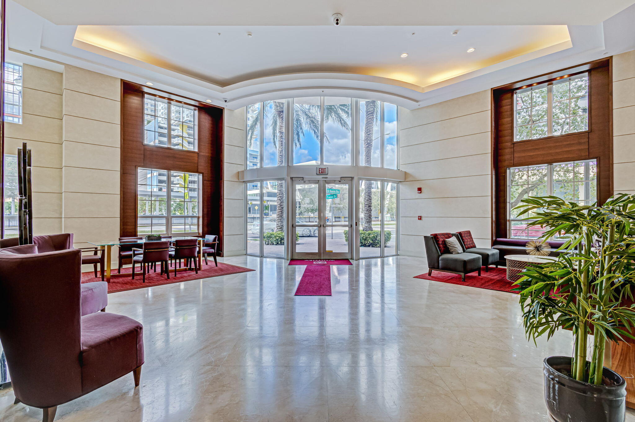 WHITNEY CONDO - Residential