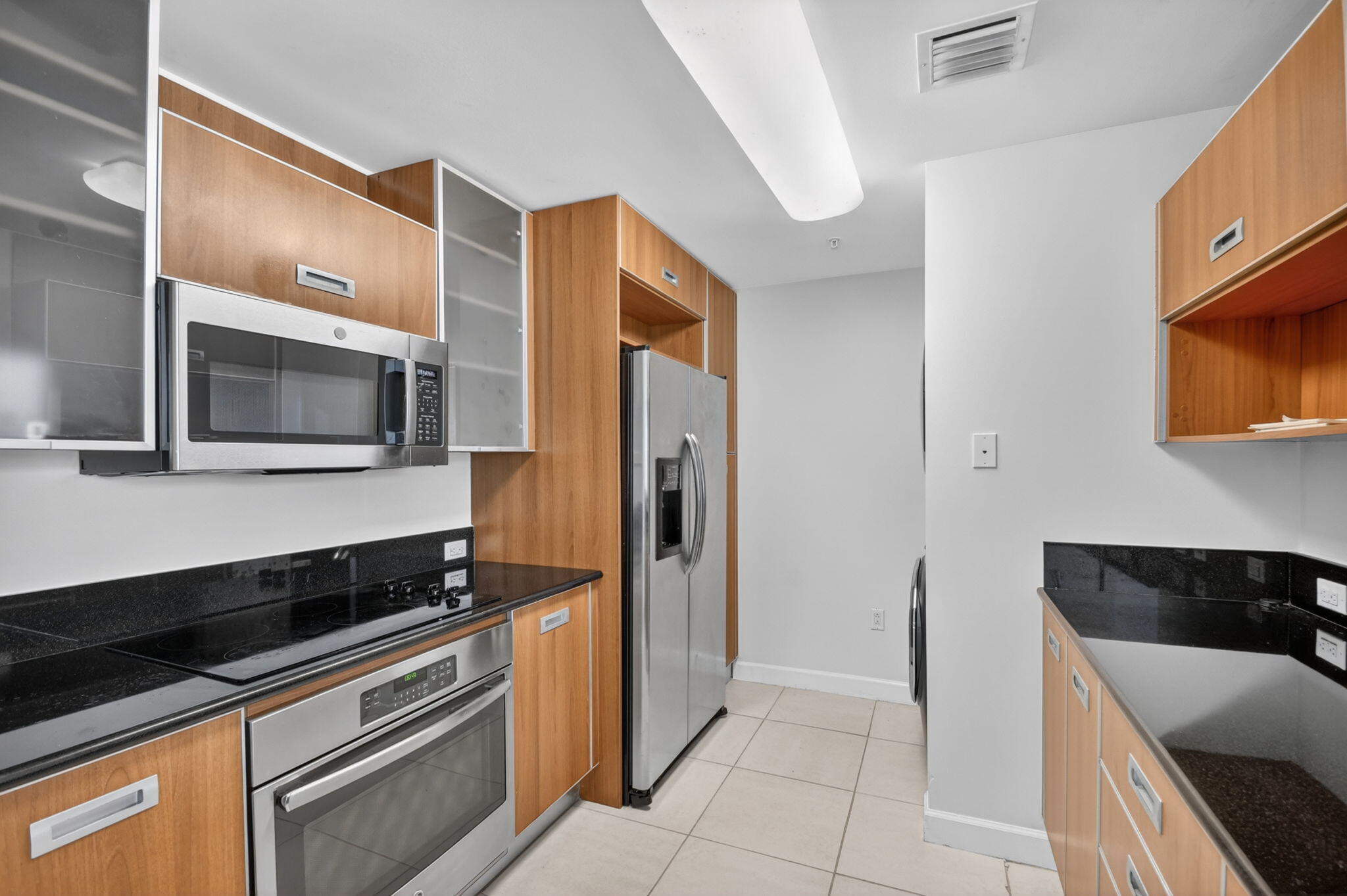 WHITNEY CONDO - Residential