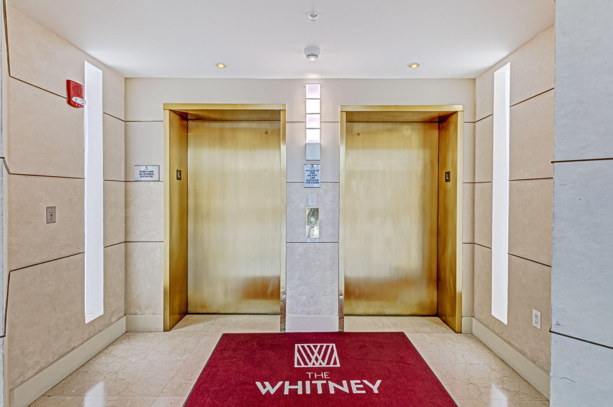 WHITNEY CONDO - Residential