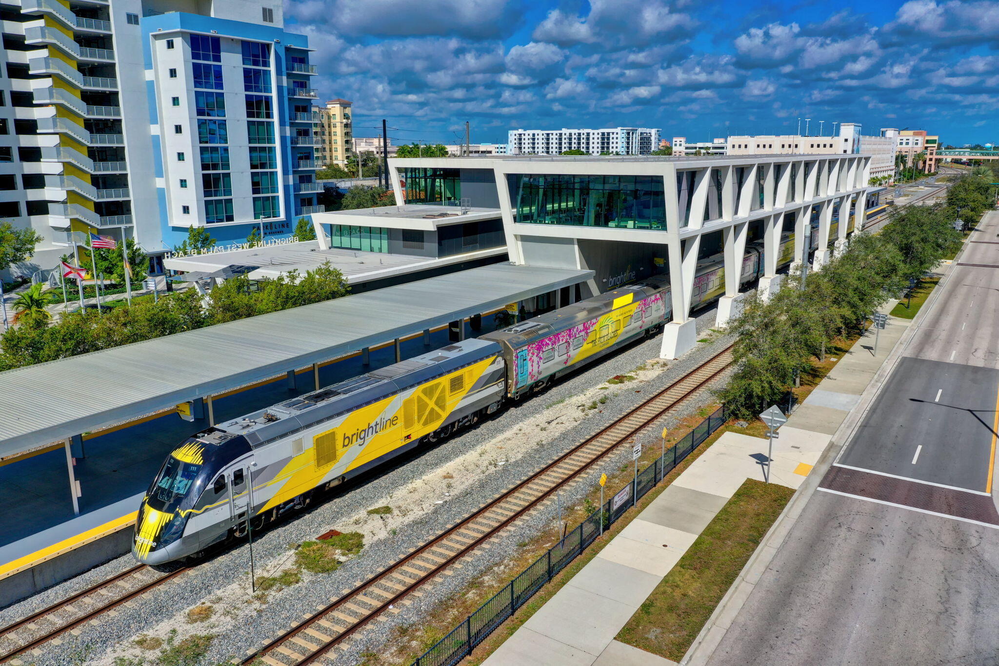 WHITNEY CONDO - Residential