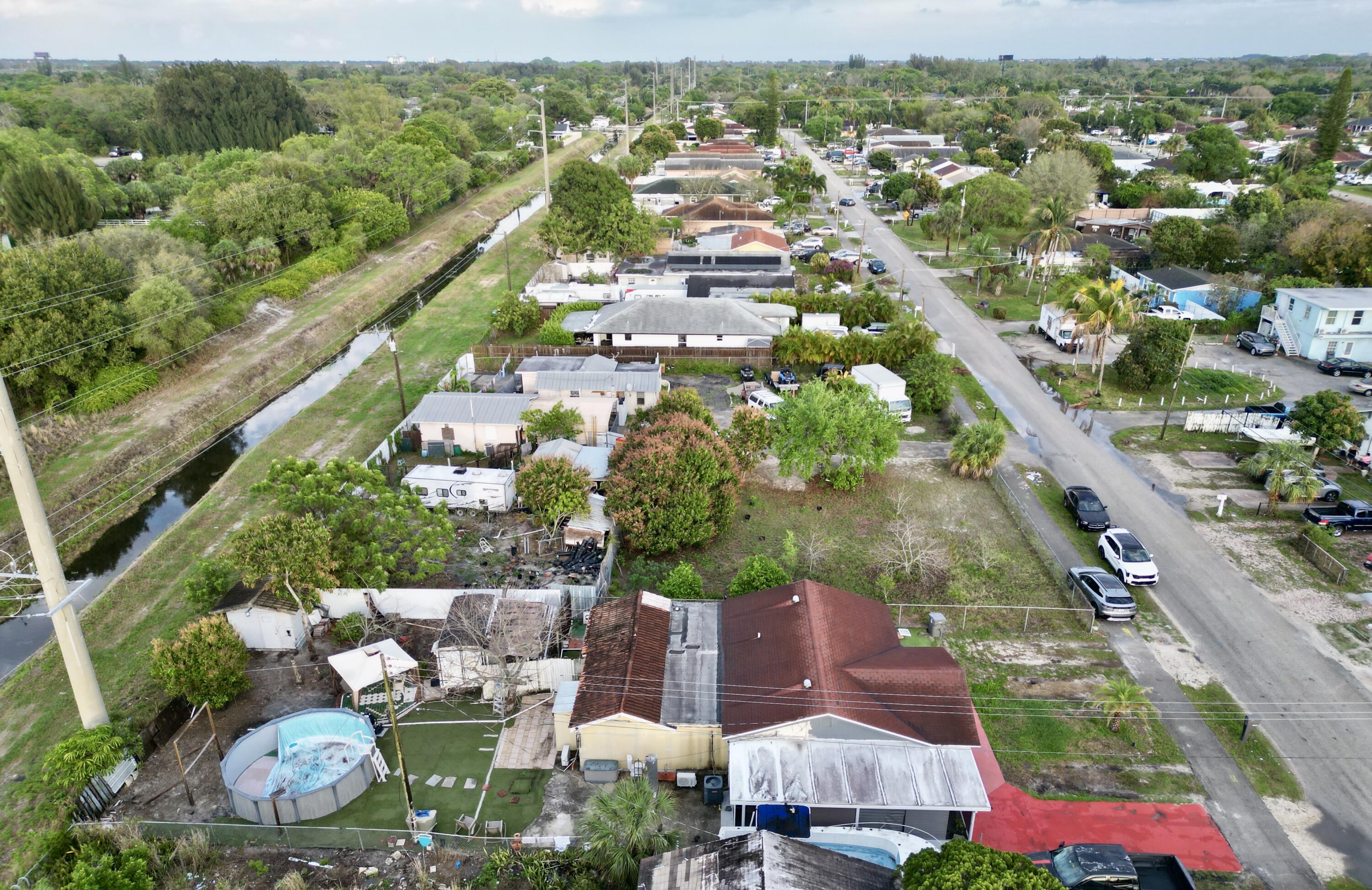 PALM ACRES ESTATES ADD 2 - Residential