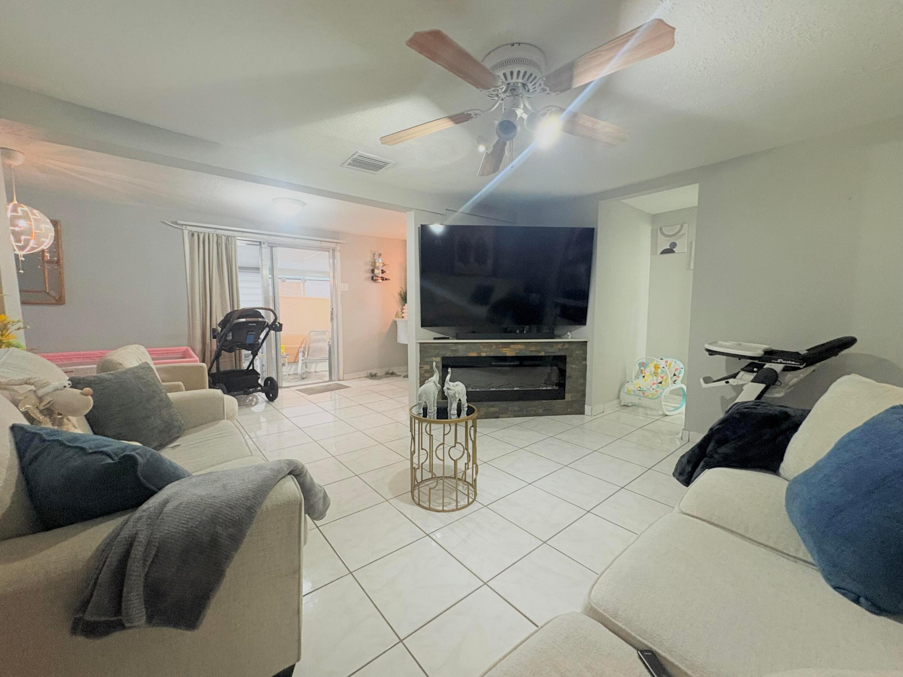 PALM ACRES ESTATES ADD 2 - Residential