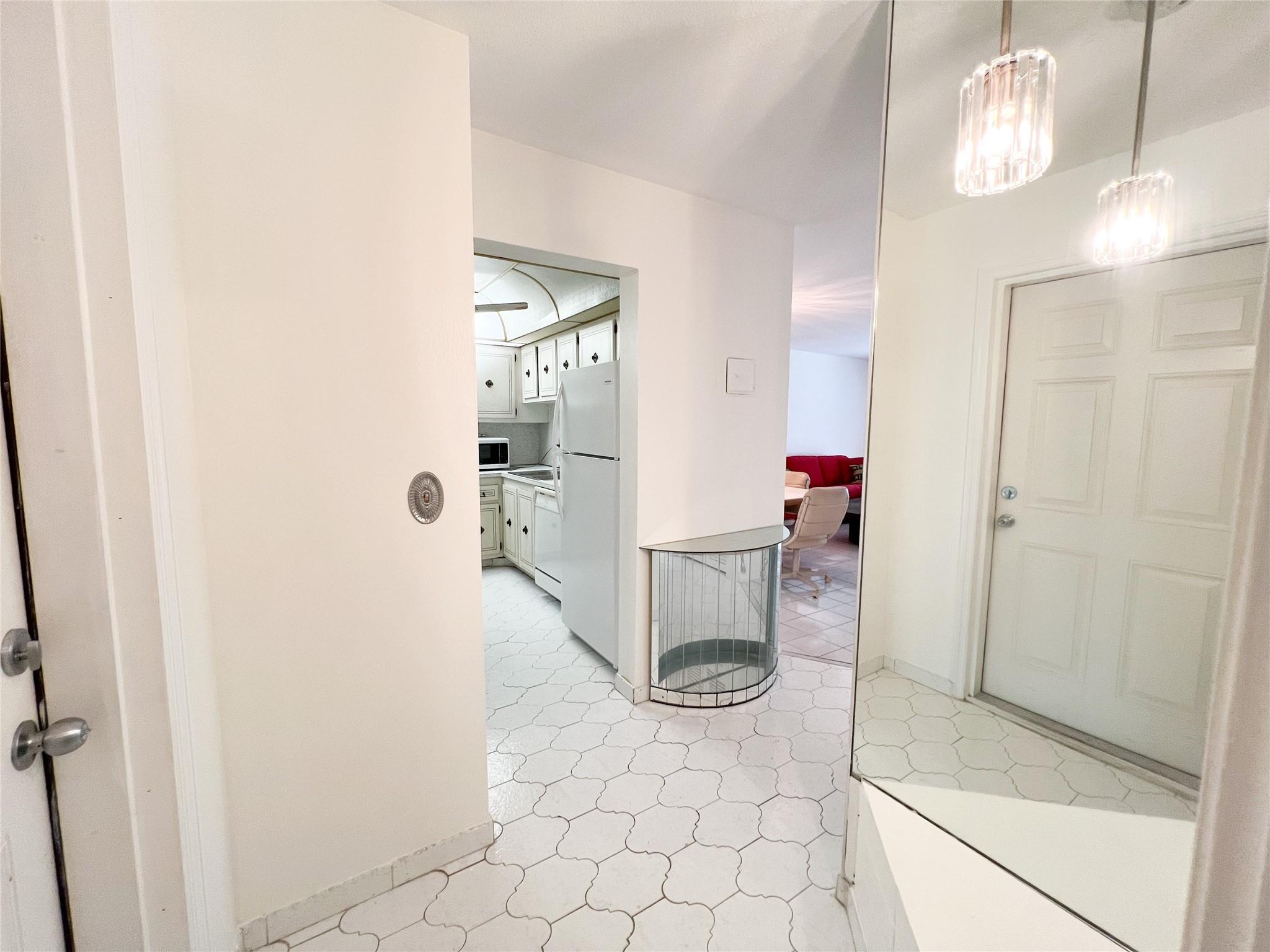 1445 Atlantic Shores Blvd 206