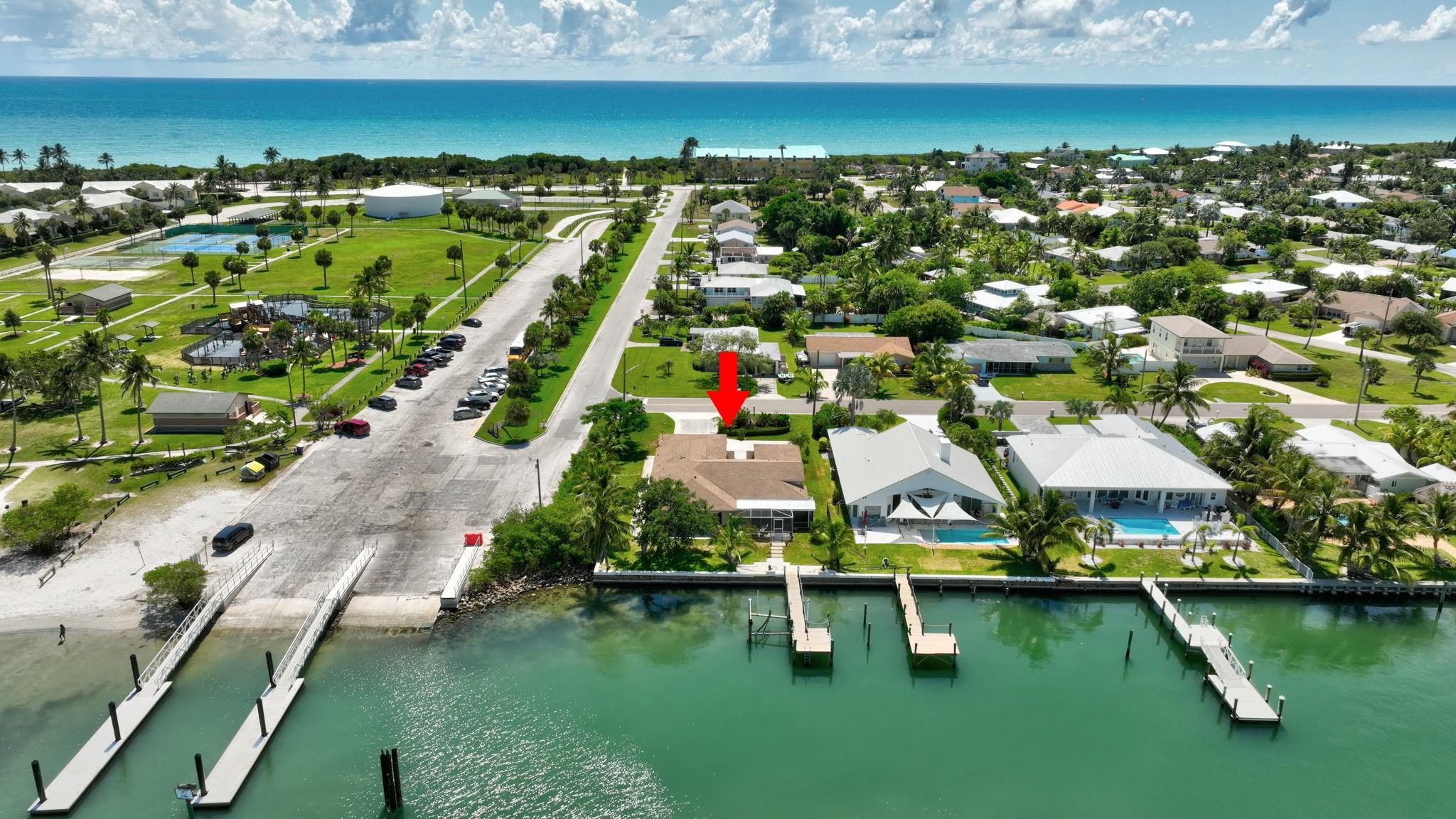 1701 Bayshore Dr, Hutchinson Island, FL, 34949/$1,500,000 1 1701 Bayshore Dr