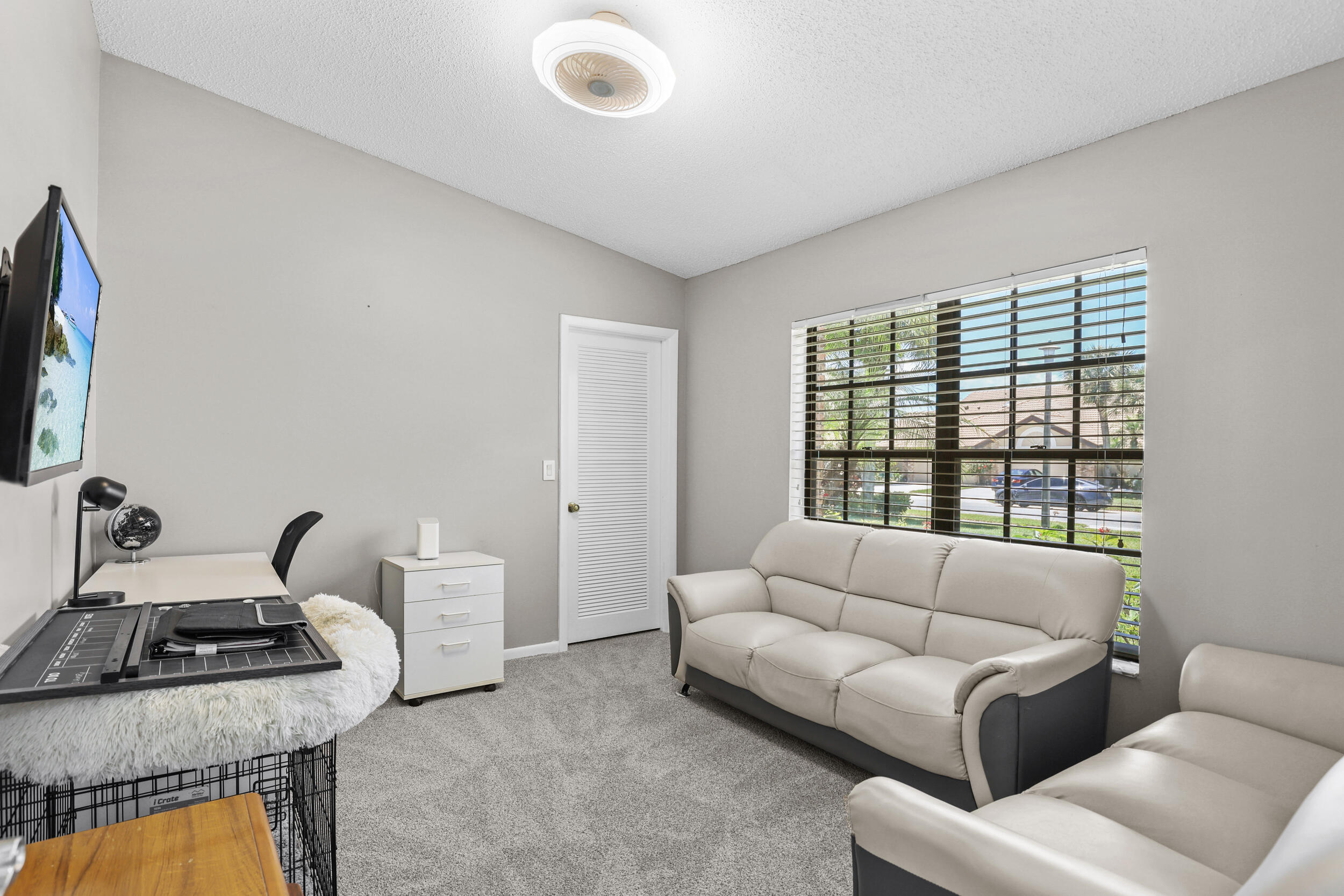 ABERDEEN 4 - Residential