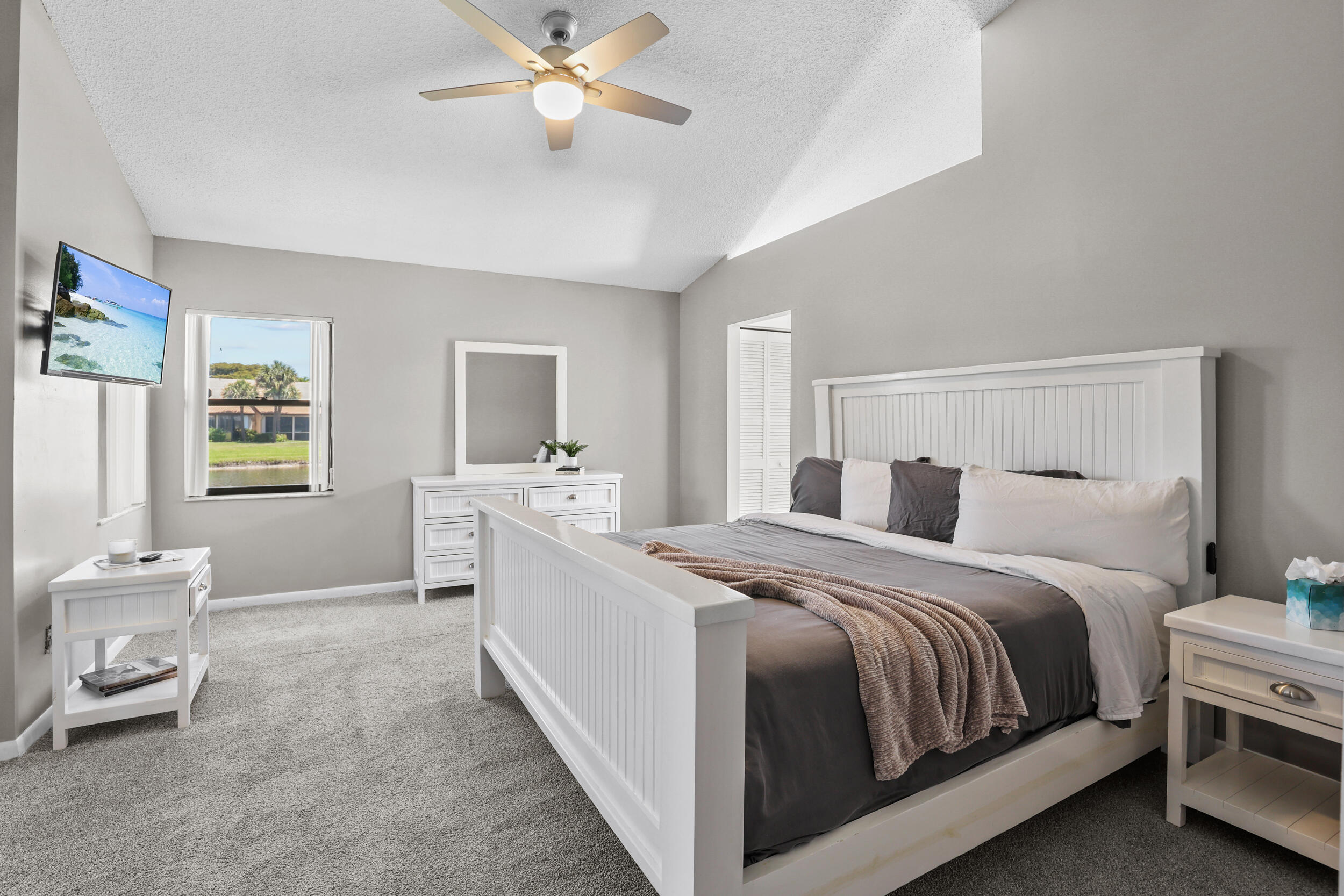 ABERDEEN 4 - Residential