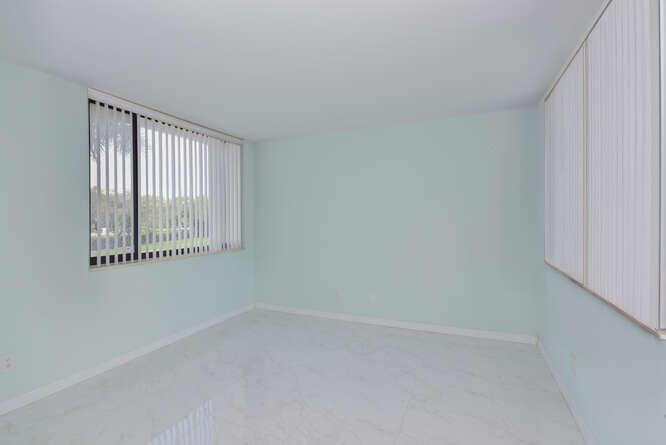 JUPITER OCEAN AND RACQUET - Residential Lease