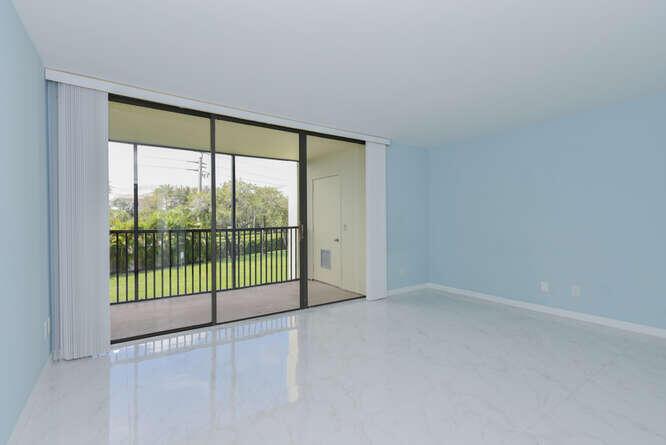 JUPITER OCEAN AND RACQUET - Residential Lease