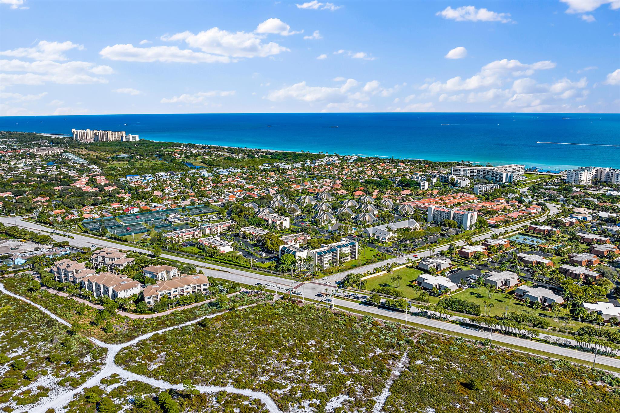 JUPITER OCEAN AND RACQUET - Residential Lease