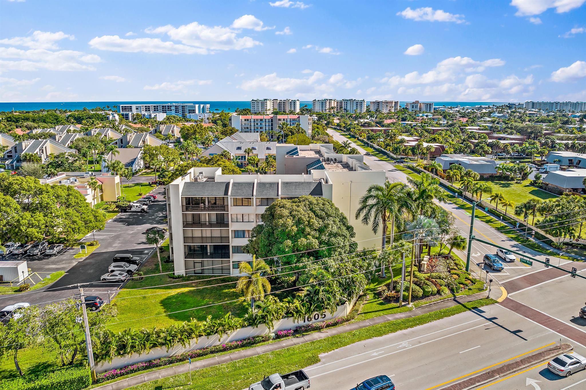 JUPITER OCEAN AND RACQUET - Residential Lease