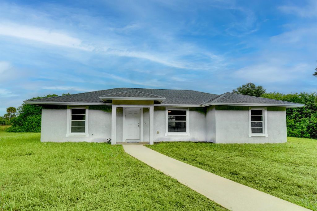 Photo of 15075 SW Myrtle Drive, Indiantown, FL 34956 (MLS # R10915493)