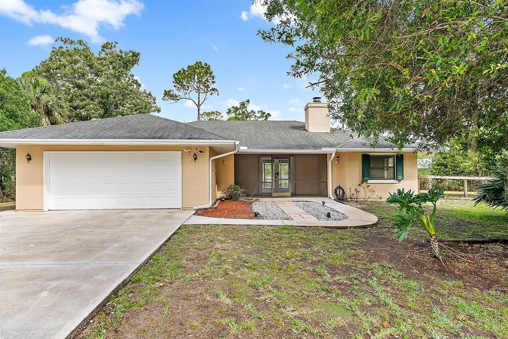 Photo of 1614 SW College Street, Stuart, FL 34997 (MLS # R10881302)