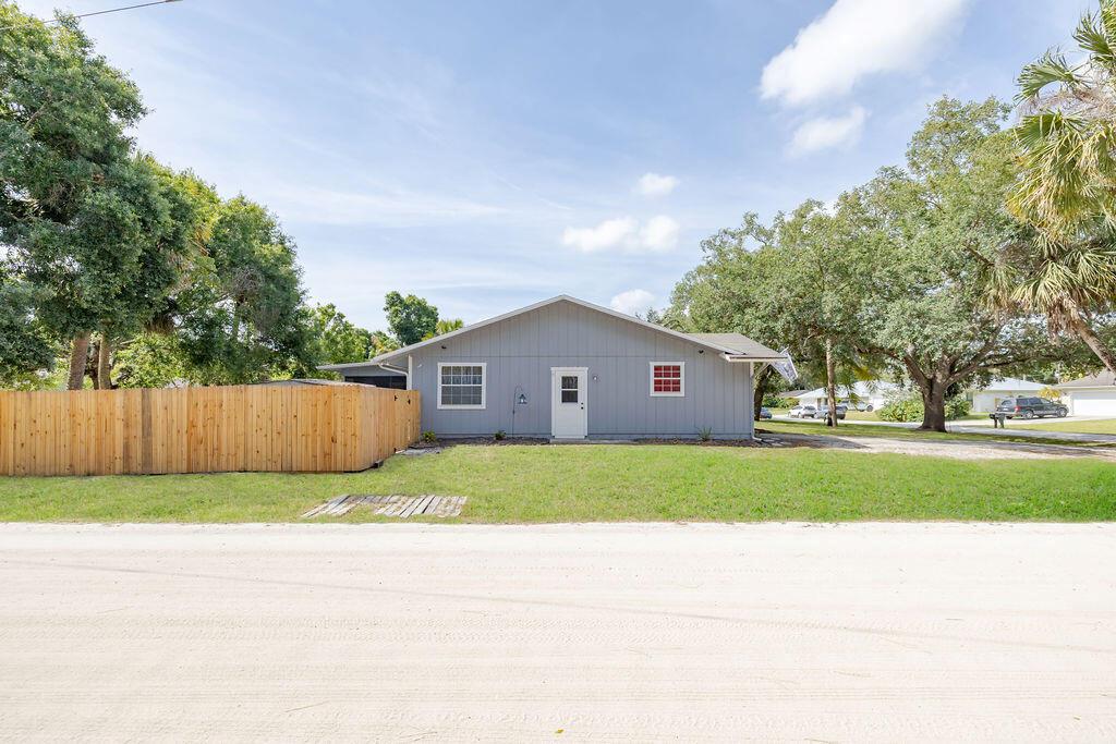 GROVENOR ESTATES - Residential