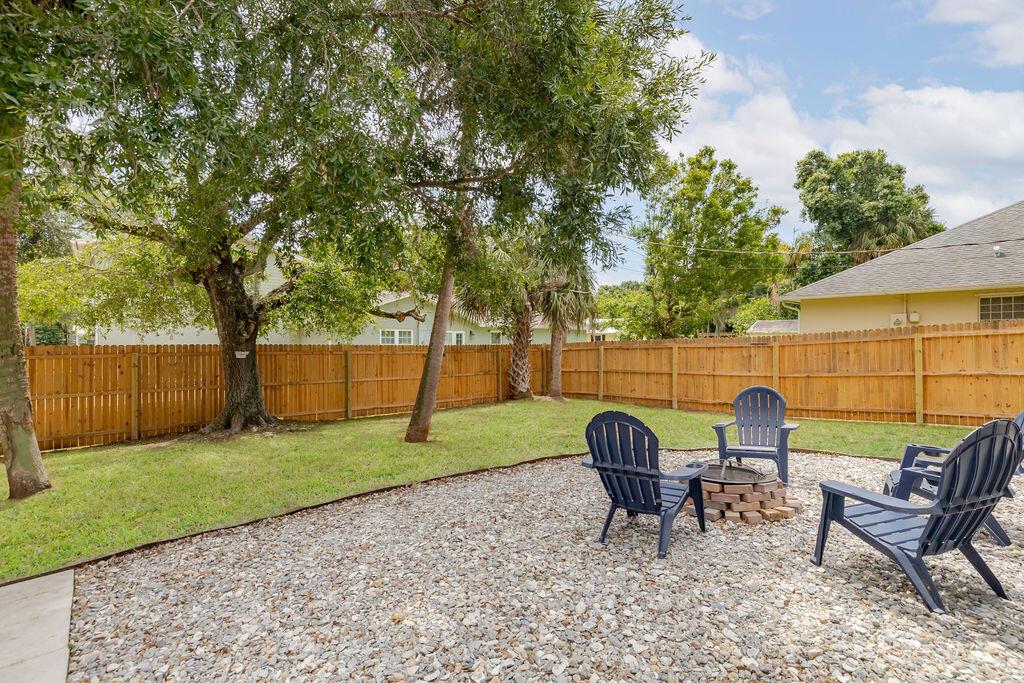 GROVENOR ESTATES - Residential