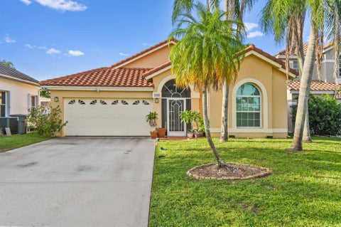 Featured picture for the property R10912444