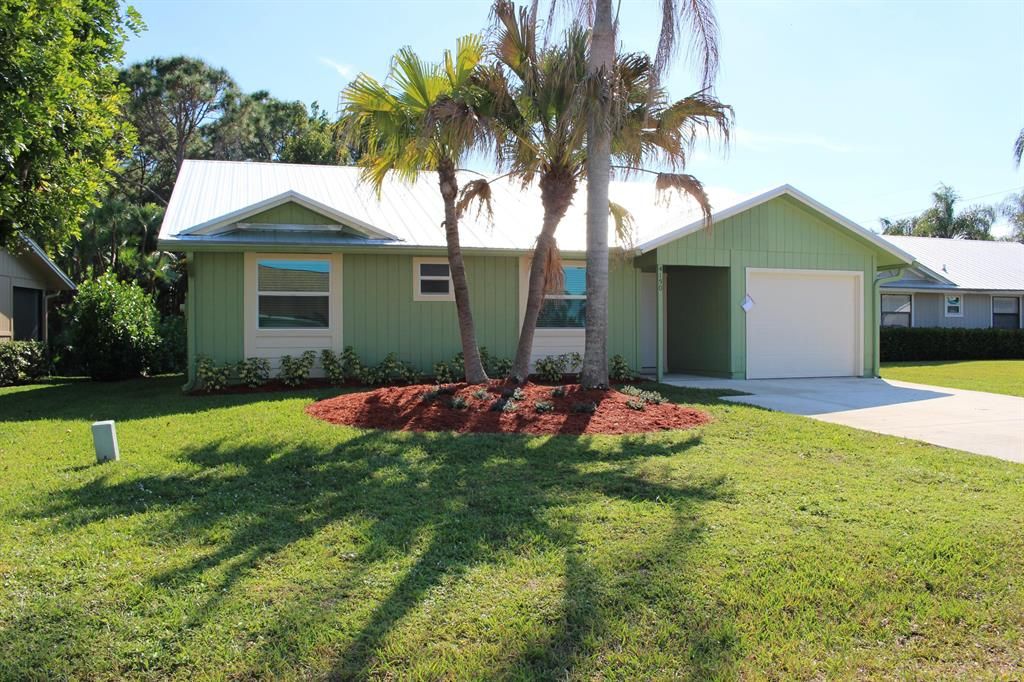 Photo of 4130 SE Peppertree Street, Stuart, FL 34997 (MLS # R10763644)