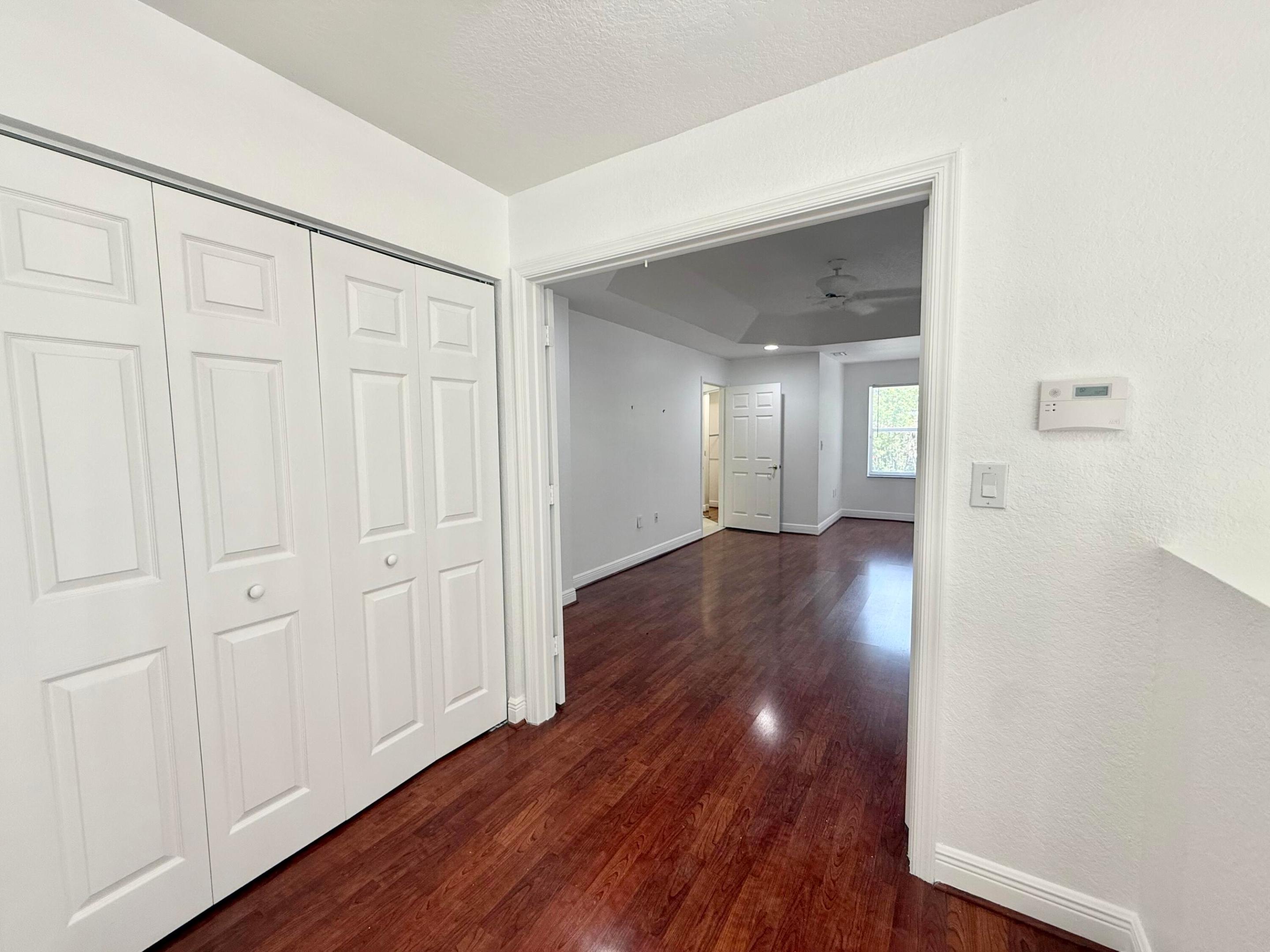 SATURNIA / CAPELLA 2 - Residential Lease