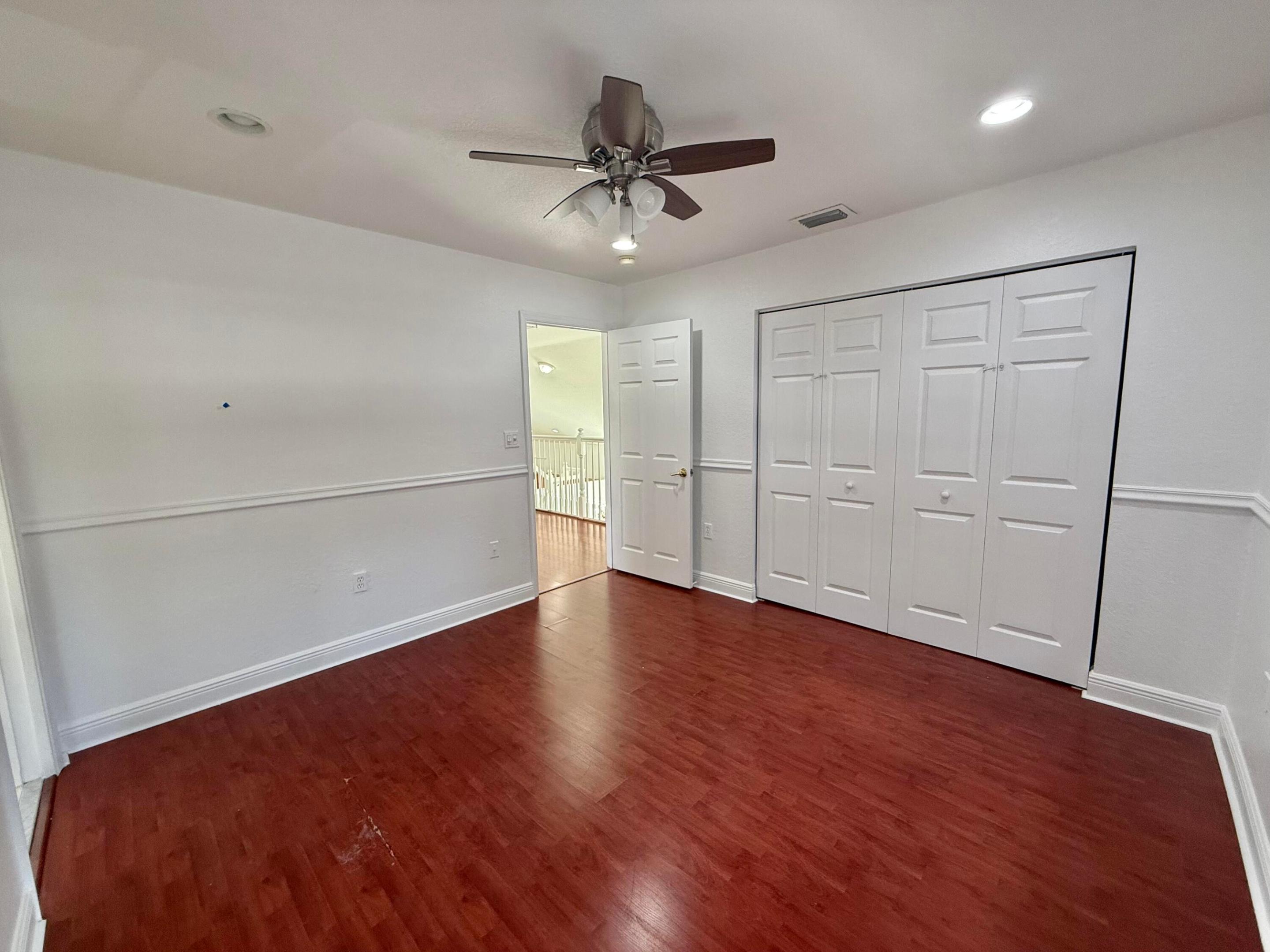 SATURNIA / CAPELLA 2 - Residential Lease