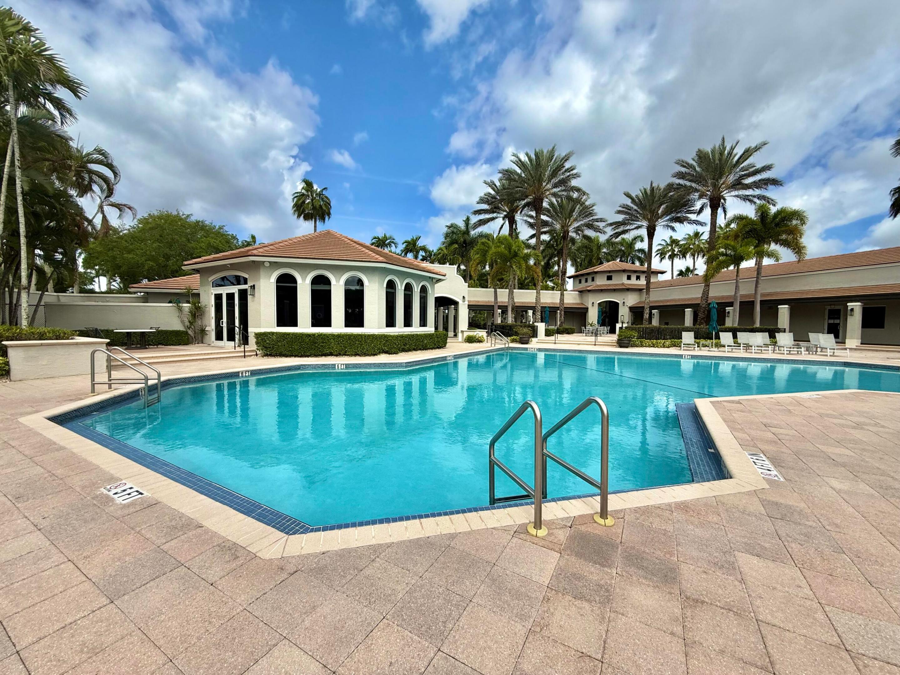 SATURNIA / CAPELLA 2 - Residential Lease