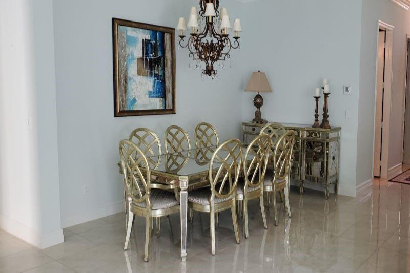 VALENCIA COVE - Residential