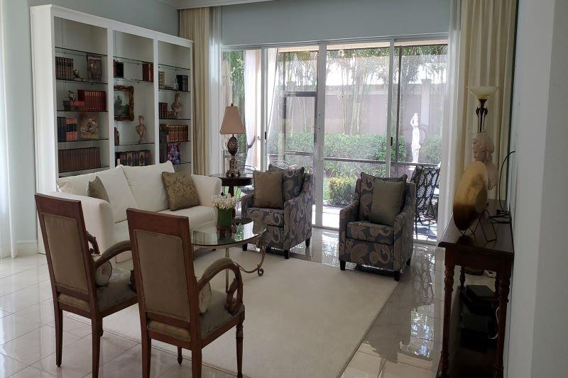 VALENCIA COVE - Residential
