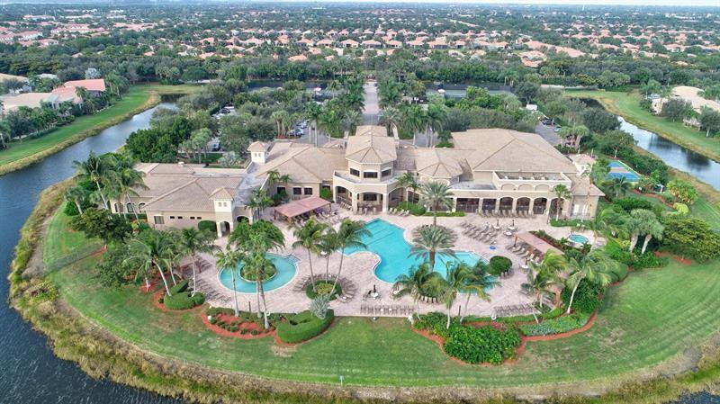 VALENCIA COVE - Residential